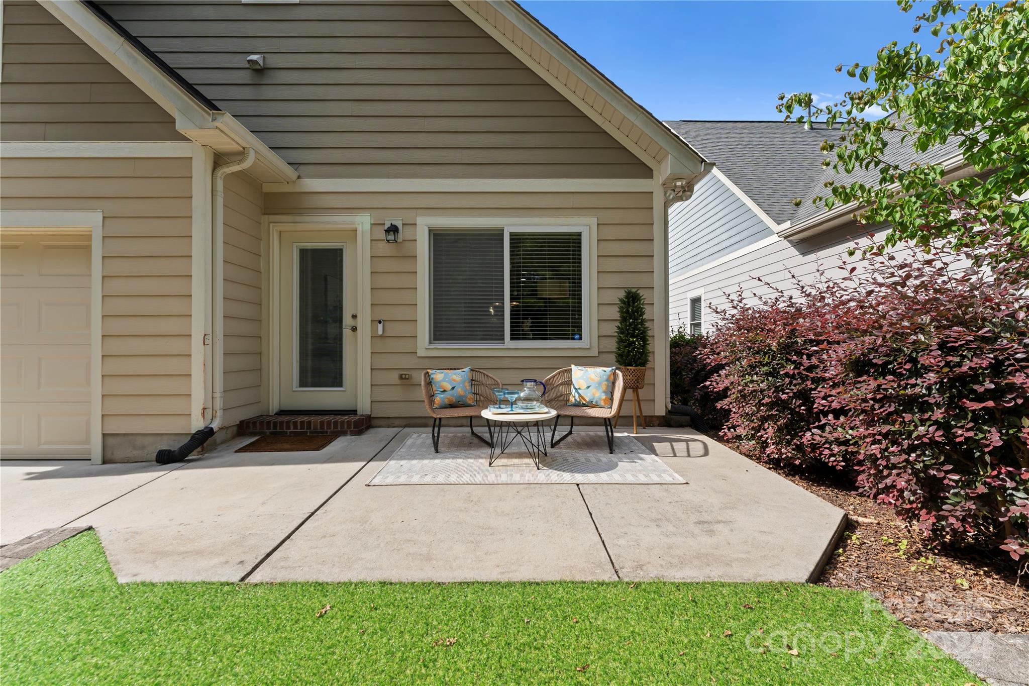 7934 Tigers Paw Road