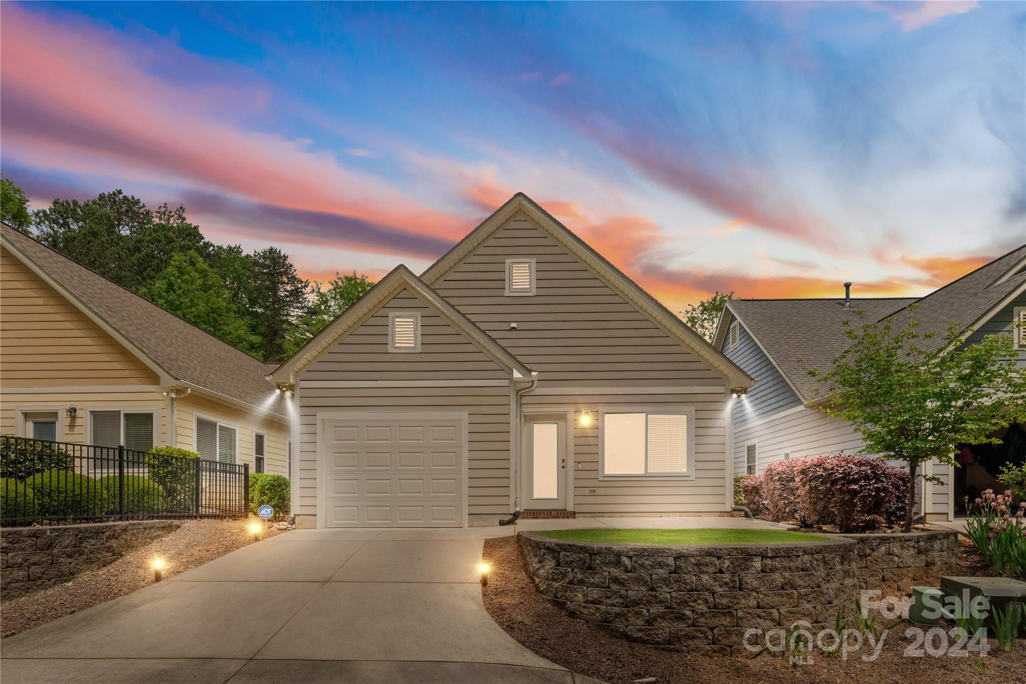 7934 Tigers Paw Road