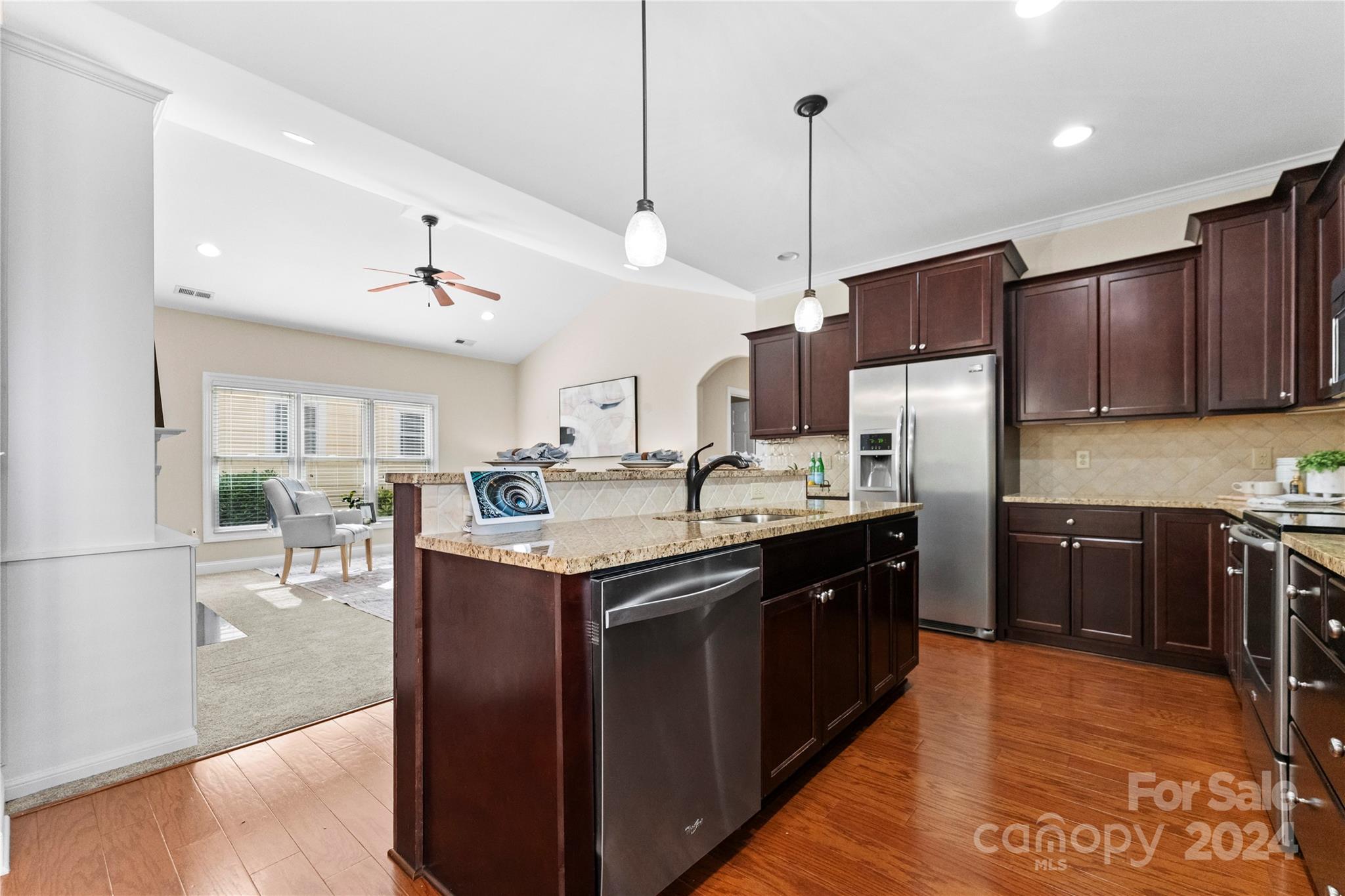 7934 Tigers Paw Road