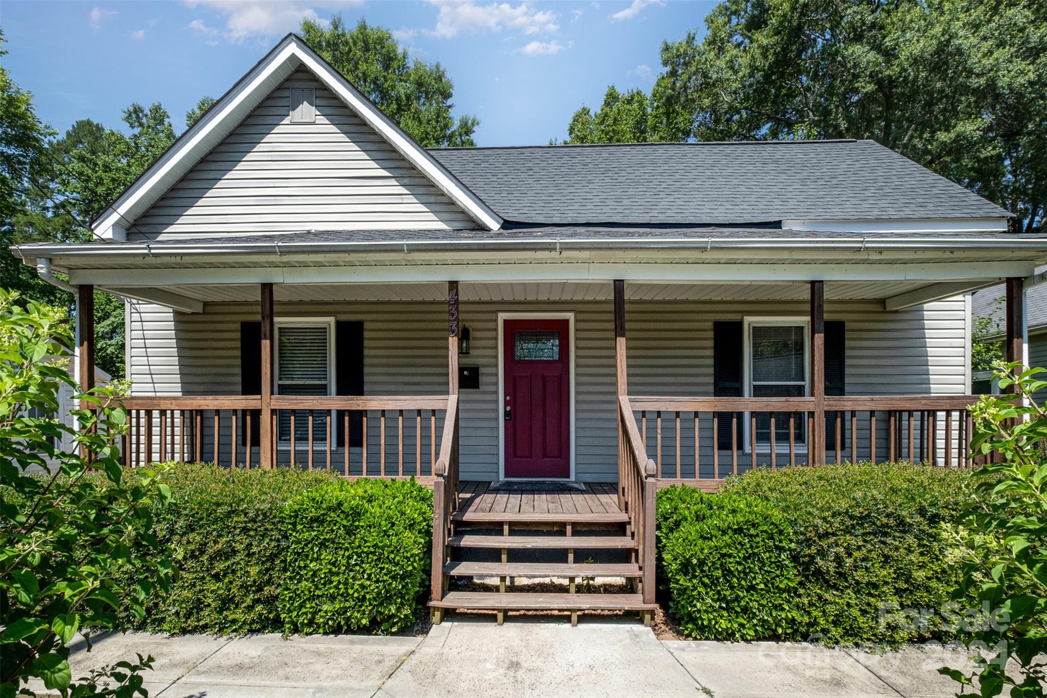 433 College Street