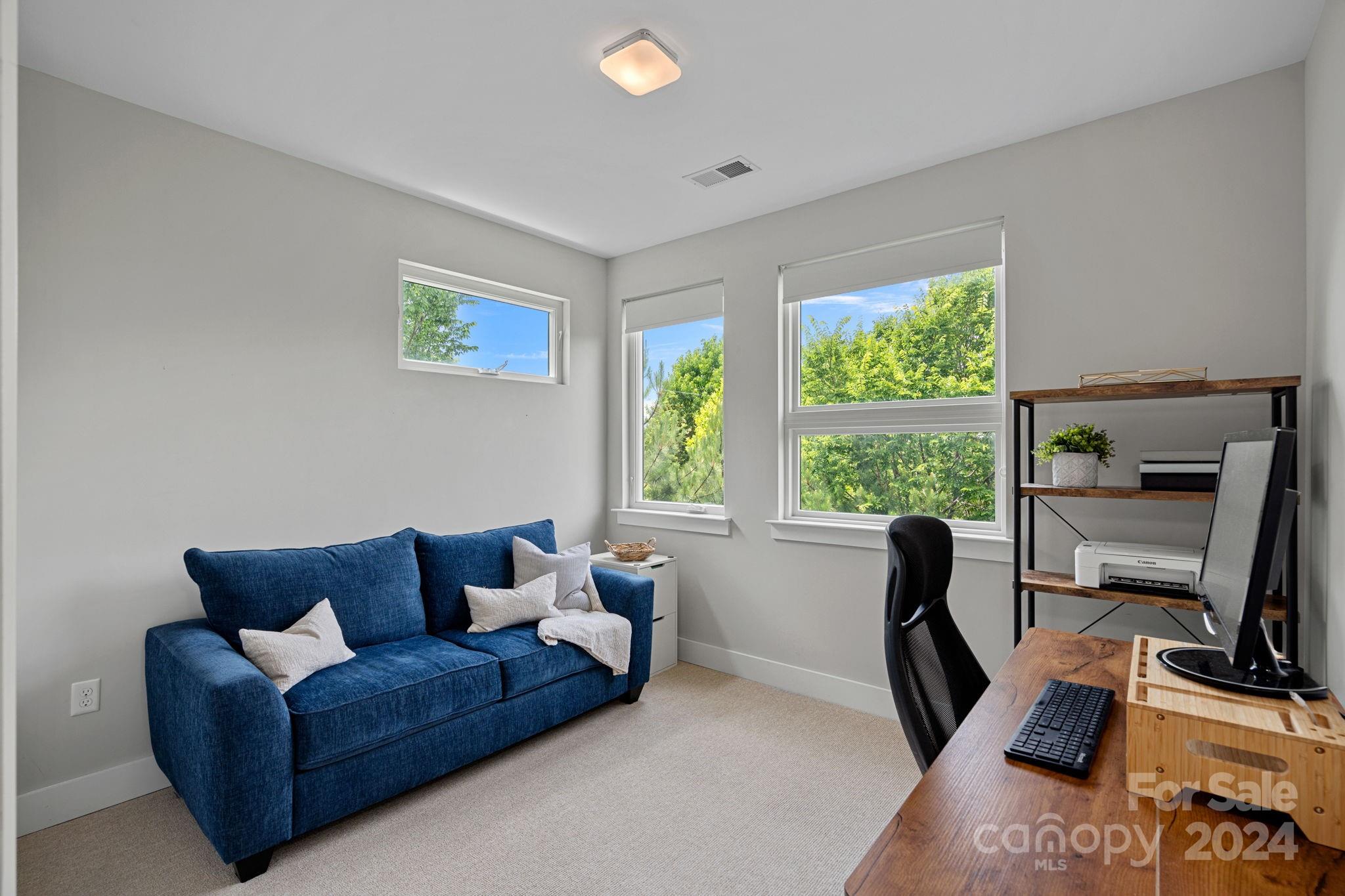 3605 Vallette Court