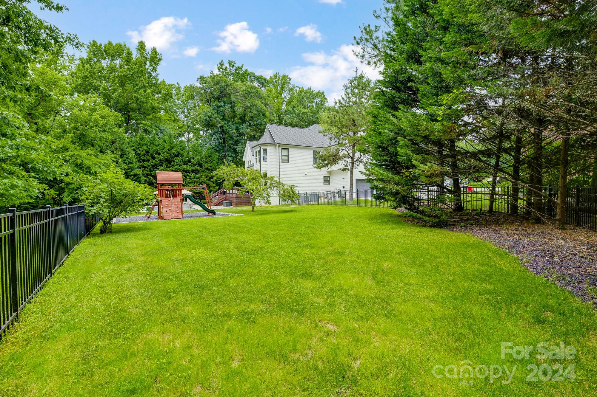 17408 Lynx Den Court