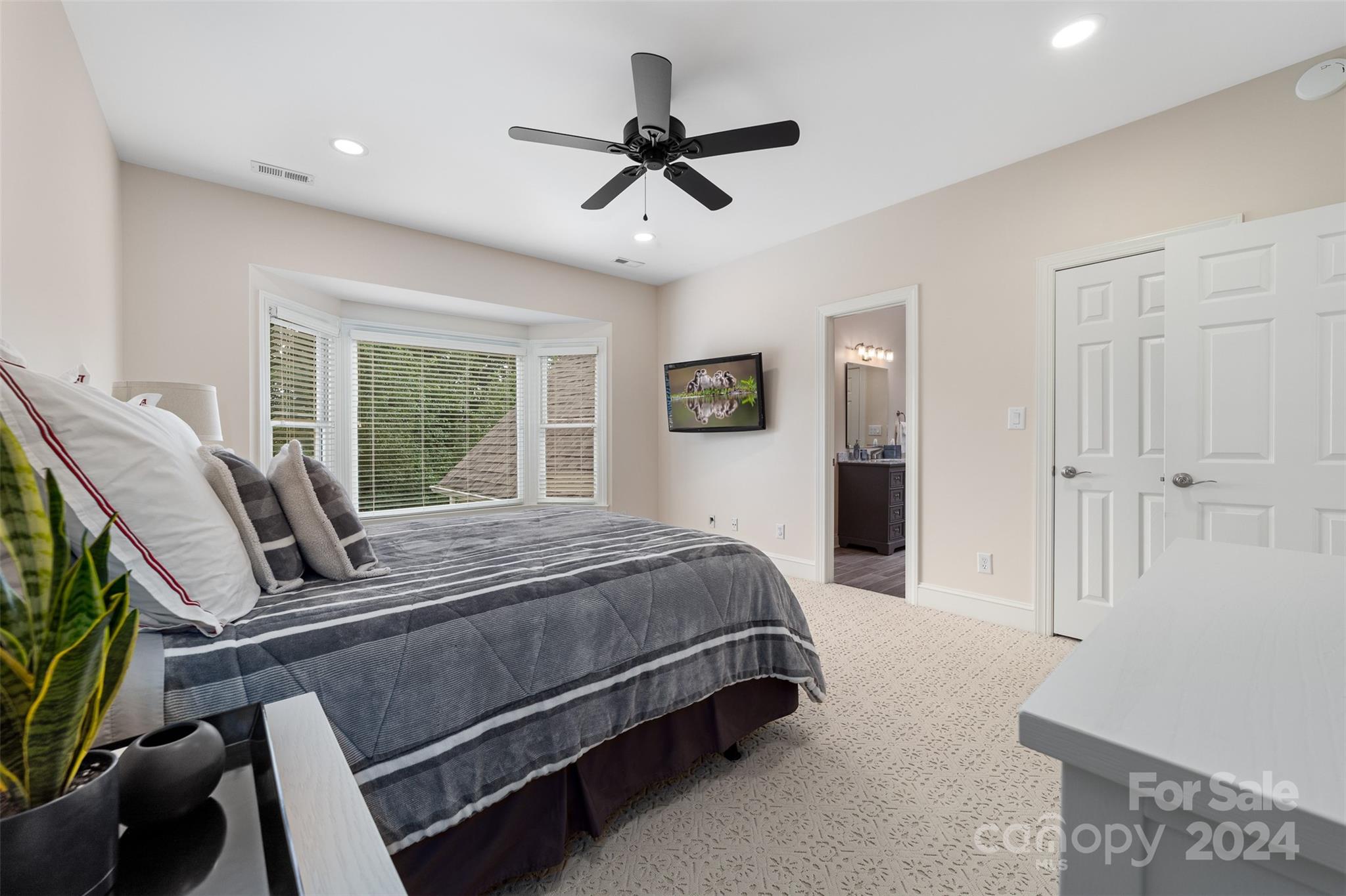 18320 Peninsula Club Drive