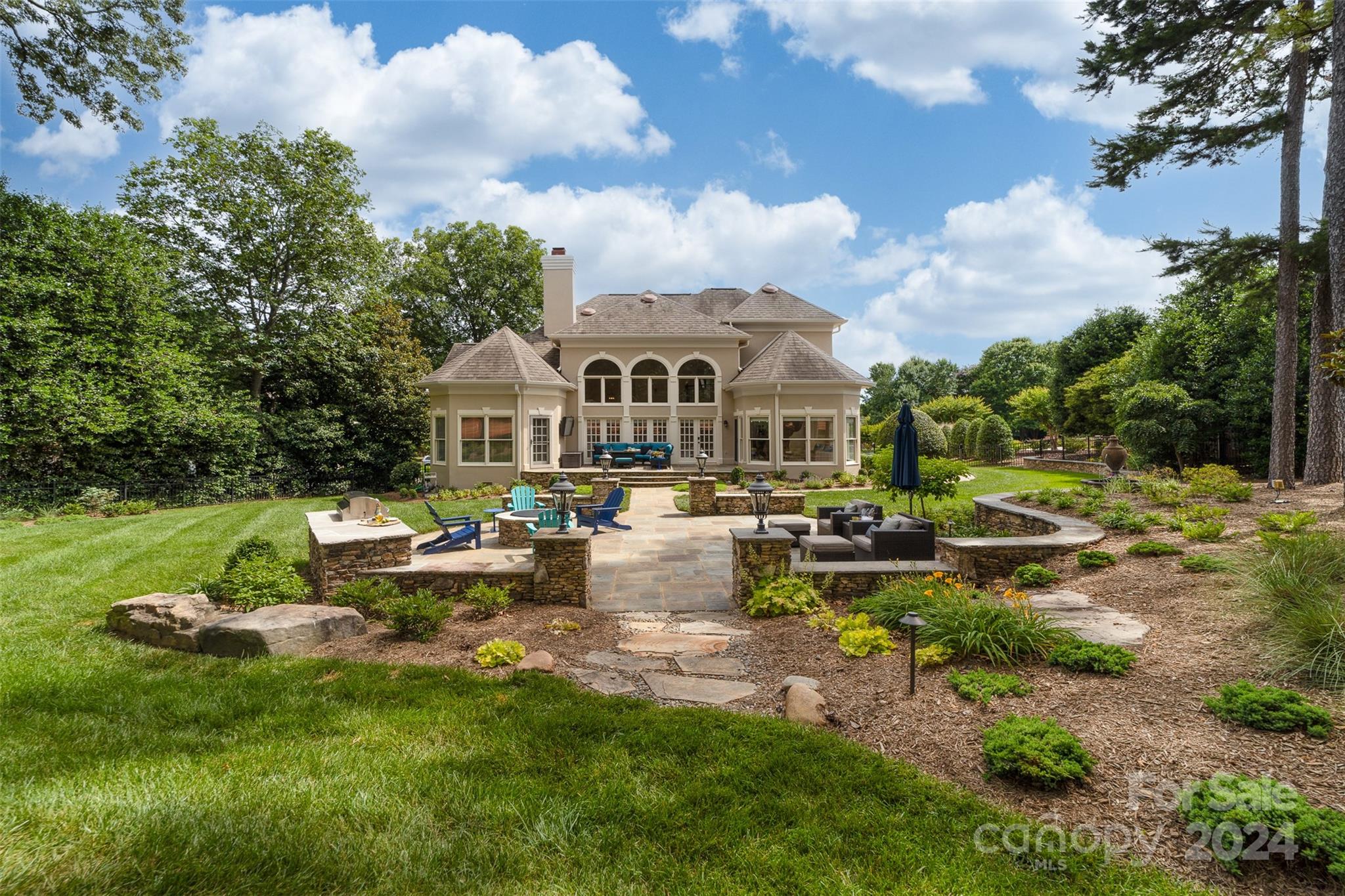 18320 Peninsula Club Drive