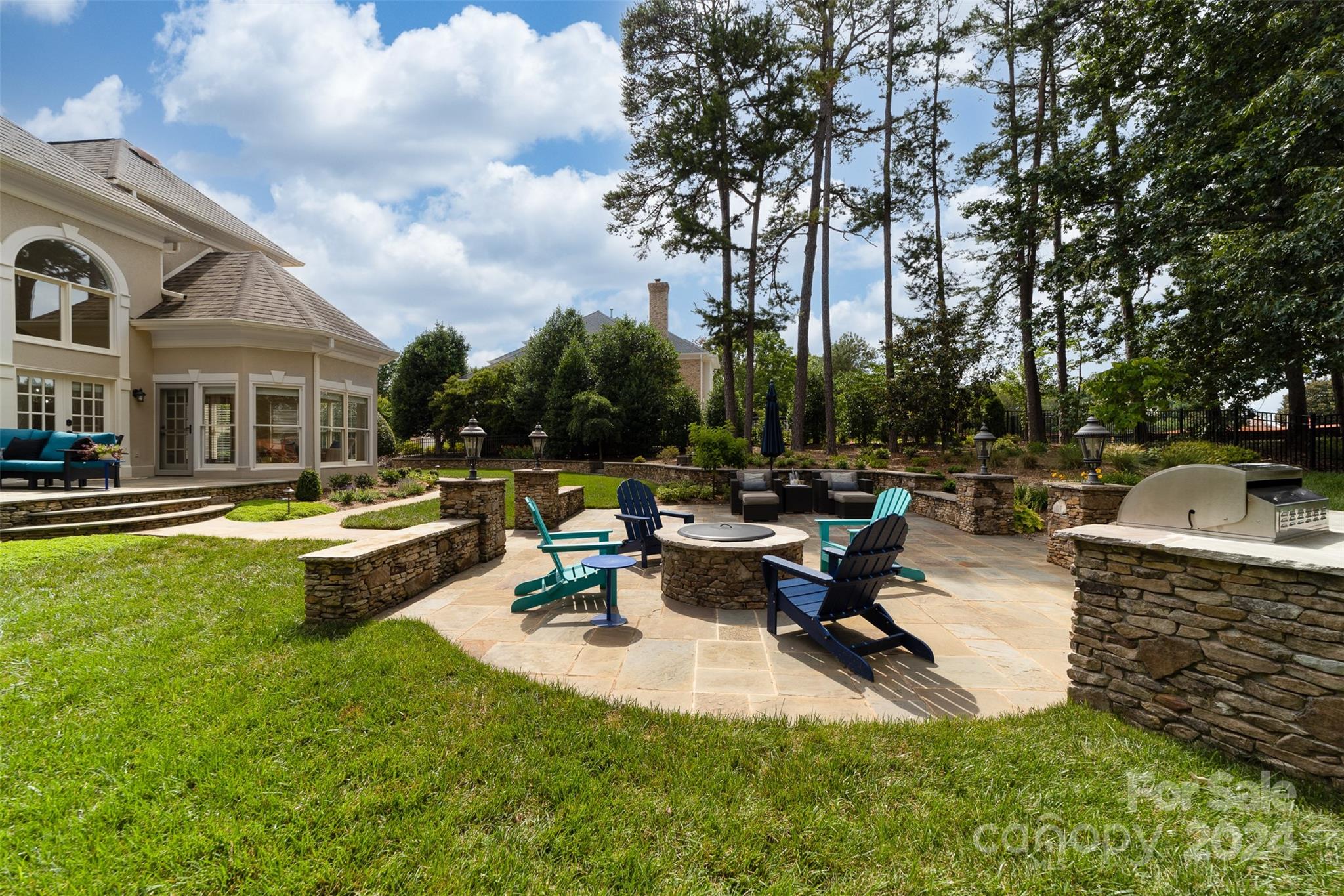 18320 Peninsula Club Drive