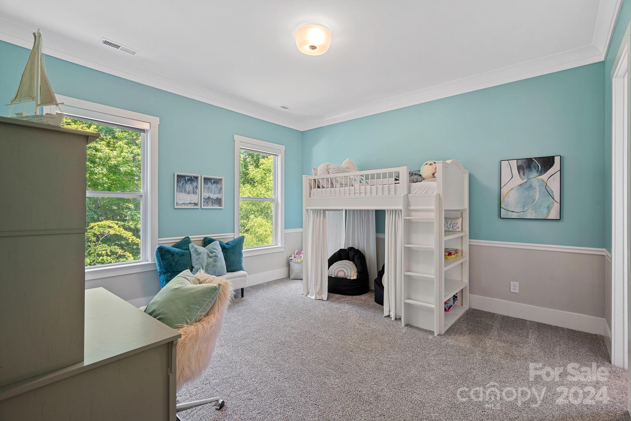 123 Farm Knoll Way