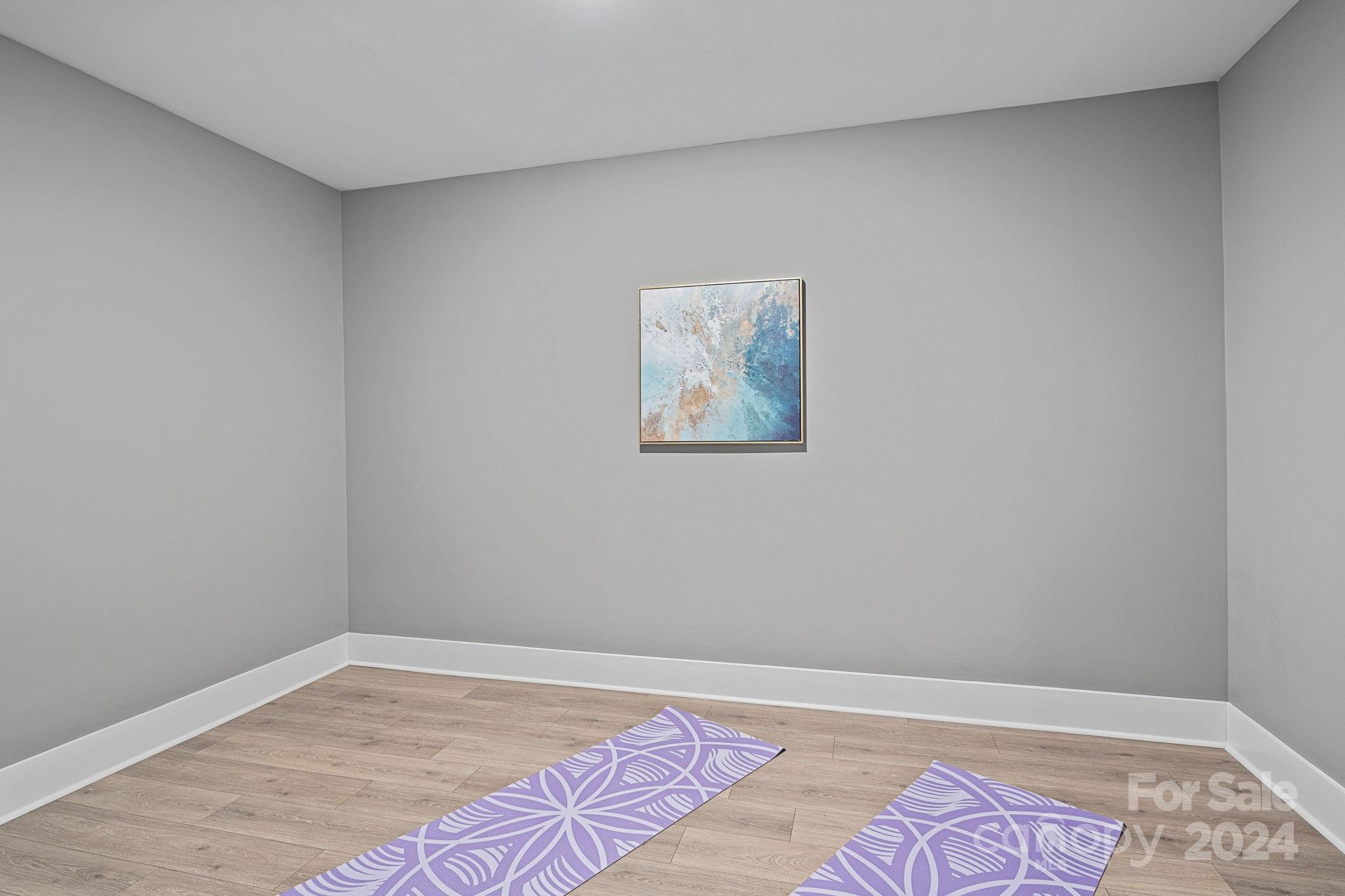 123 Farm Knoll Way