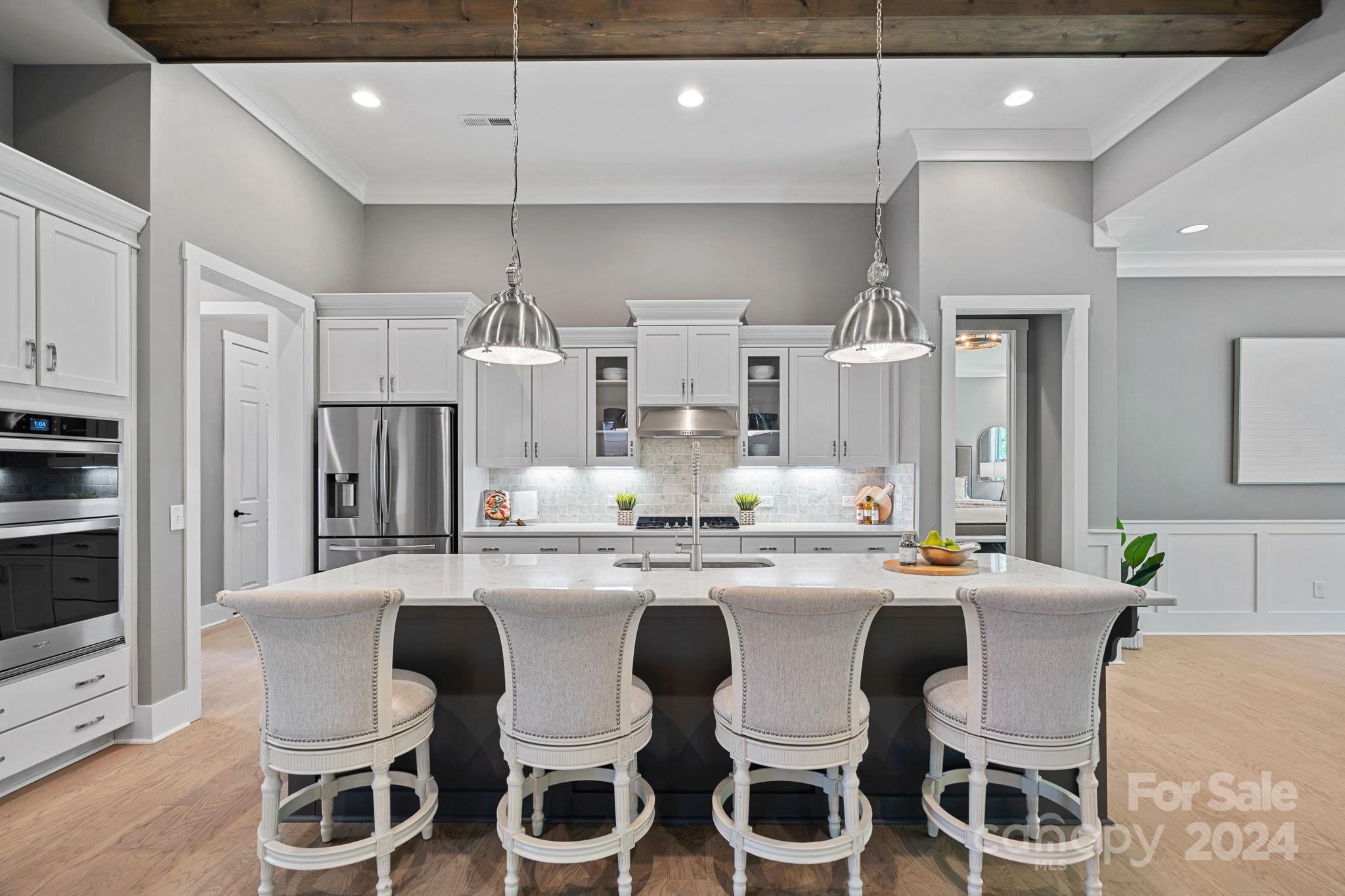 123 Farm Knoll Way
