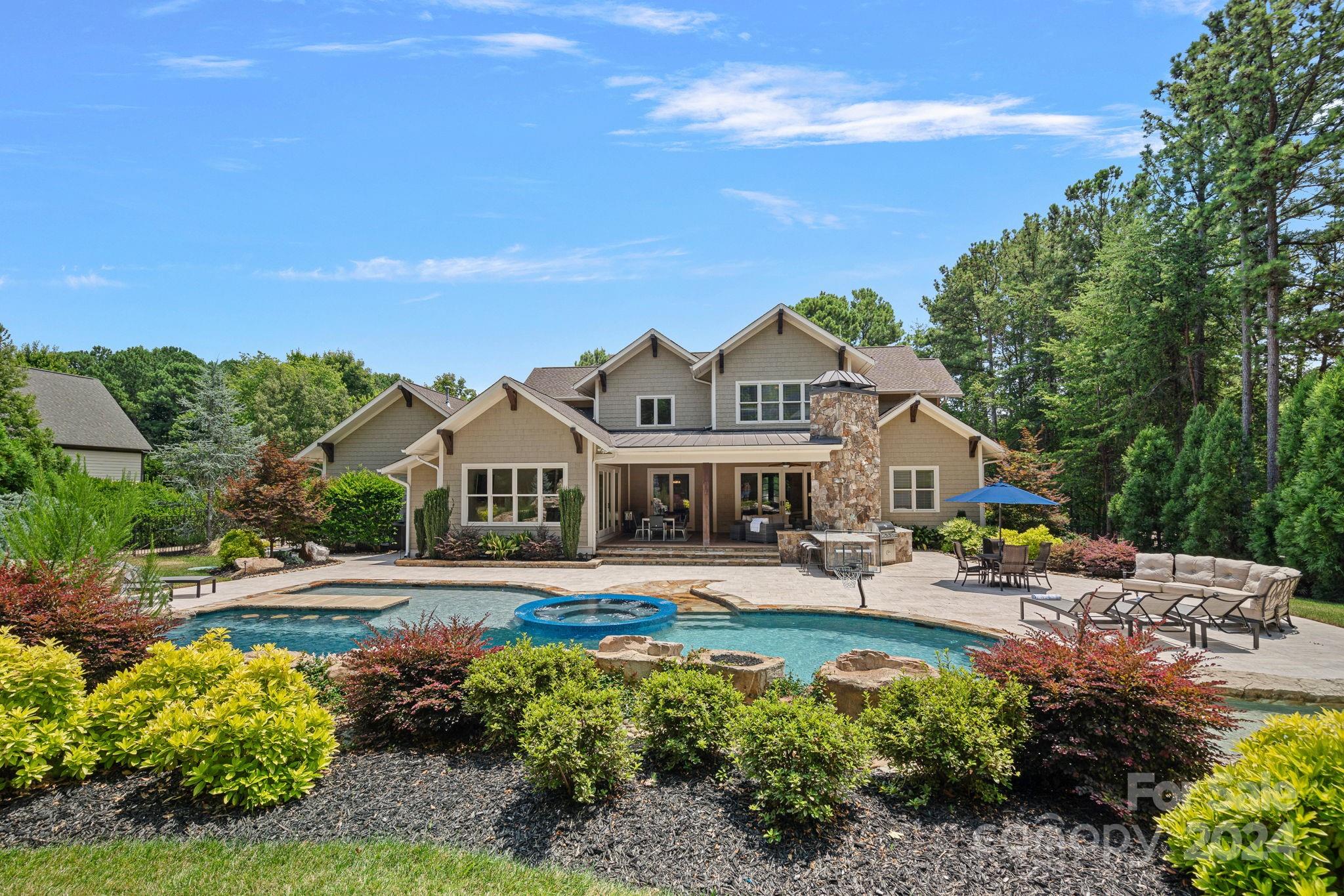 127 Bayberry Creek Circle