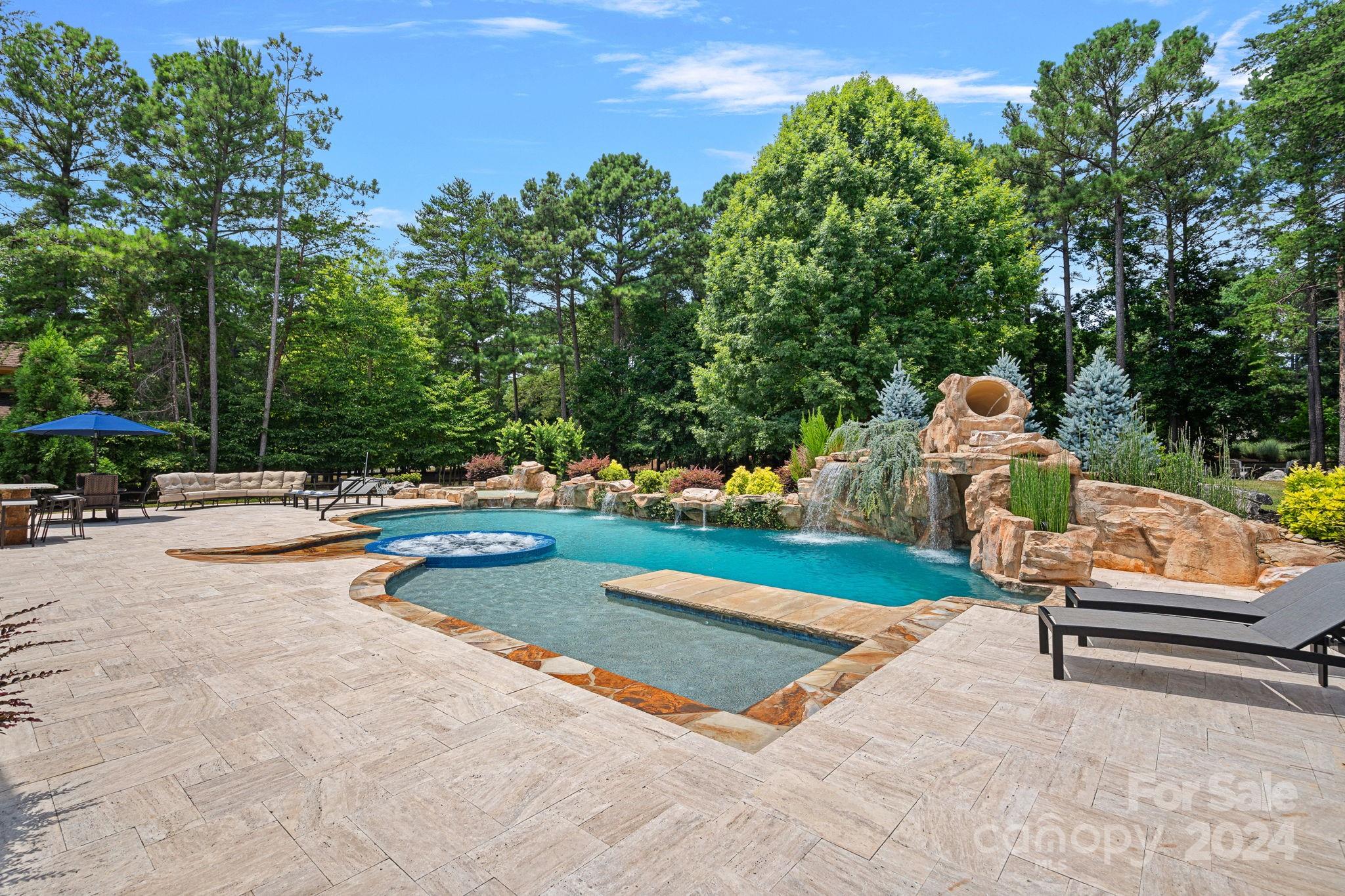 127 Bayberry Creek Circle