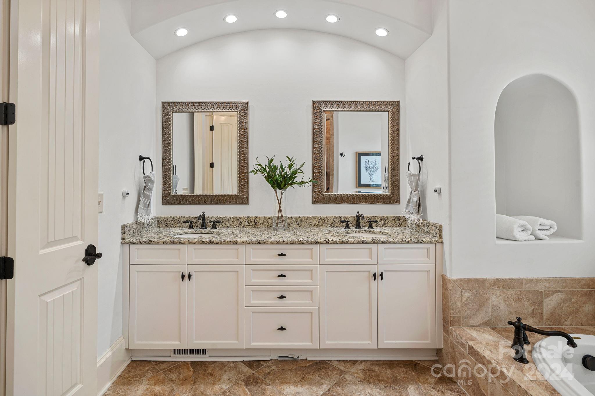 127 Bayberry Creek Circle