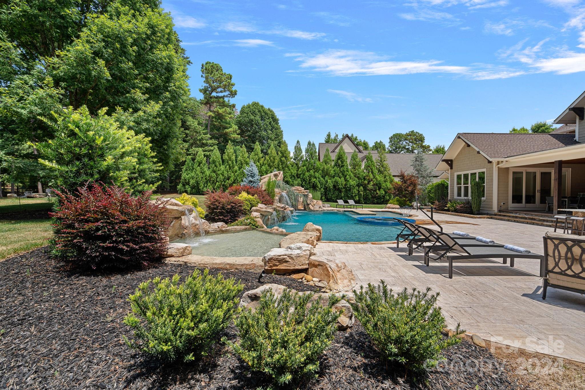 127 Bayberry Creek Circle