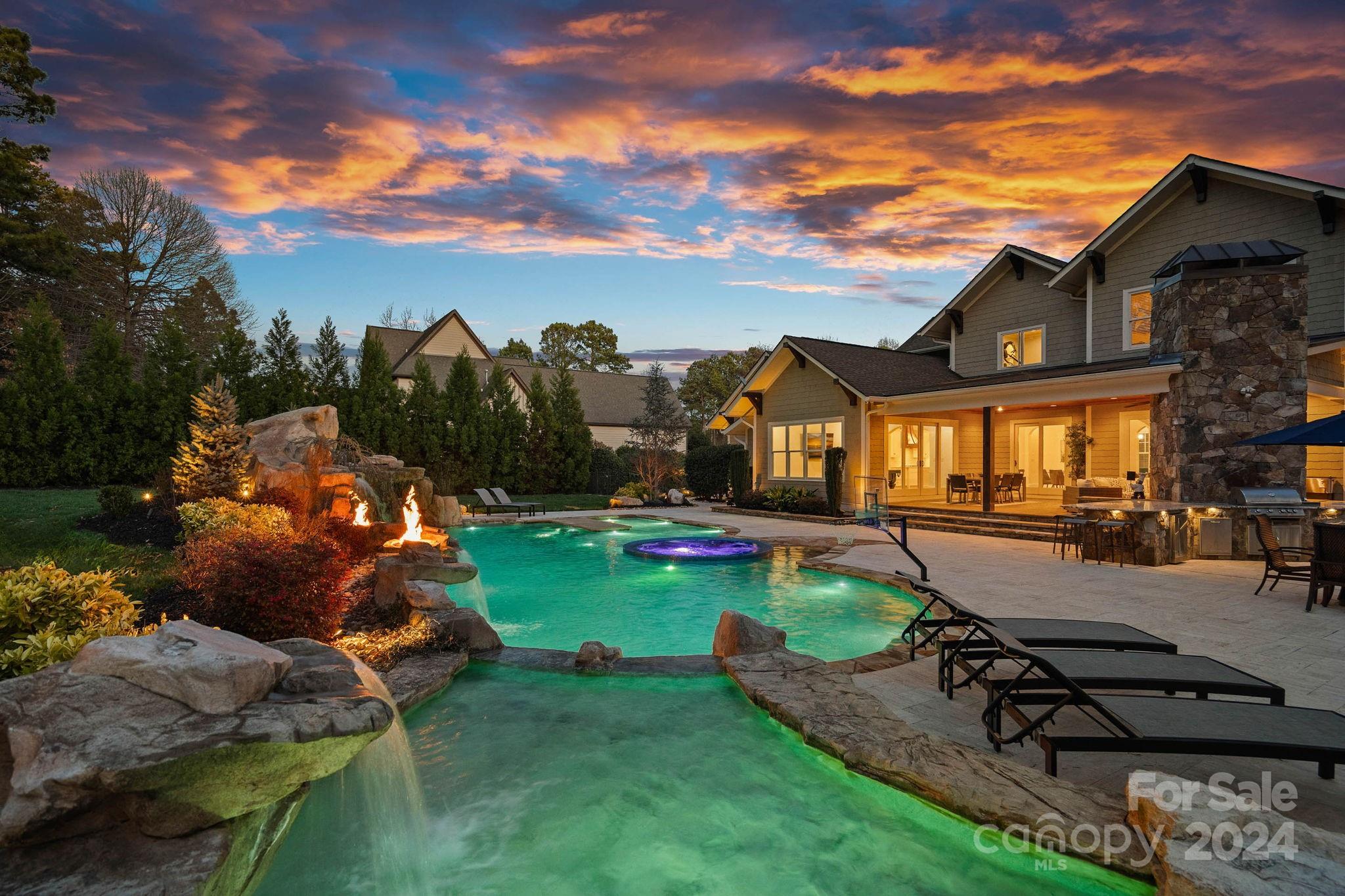 127 Bayberry Creek Circle
