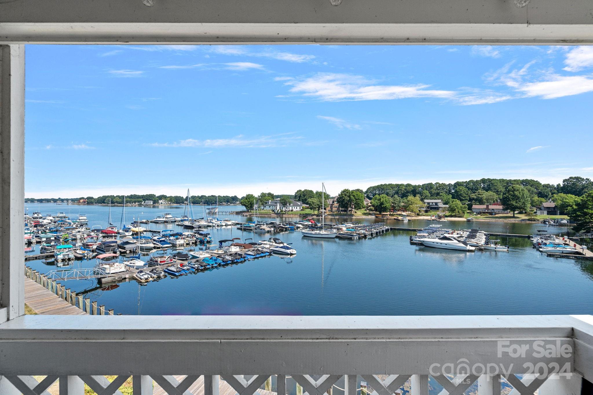 18773 Vineyard Point Lane Unit: 15