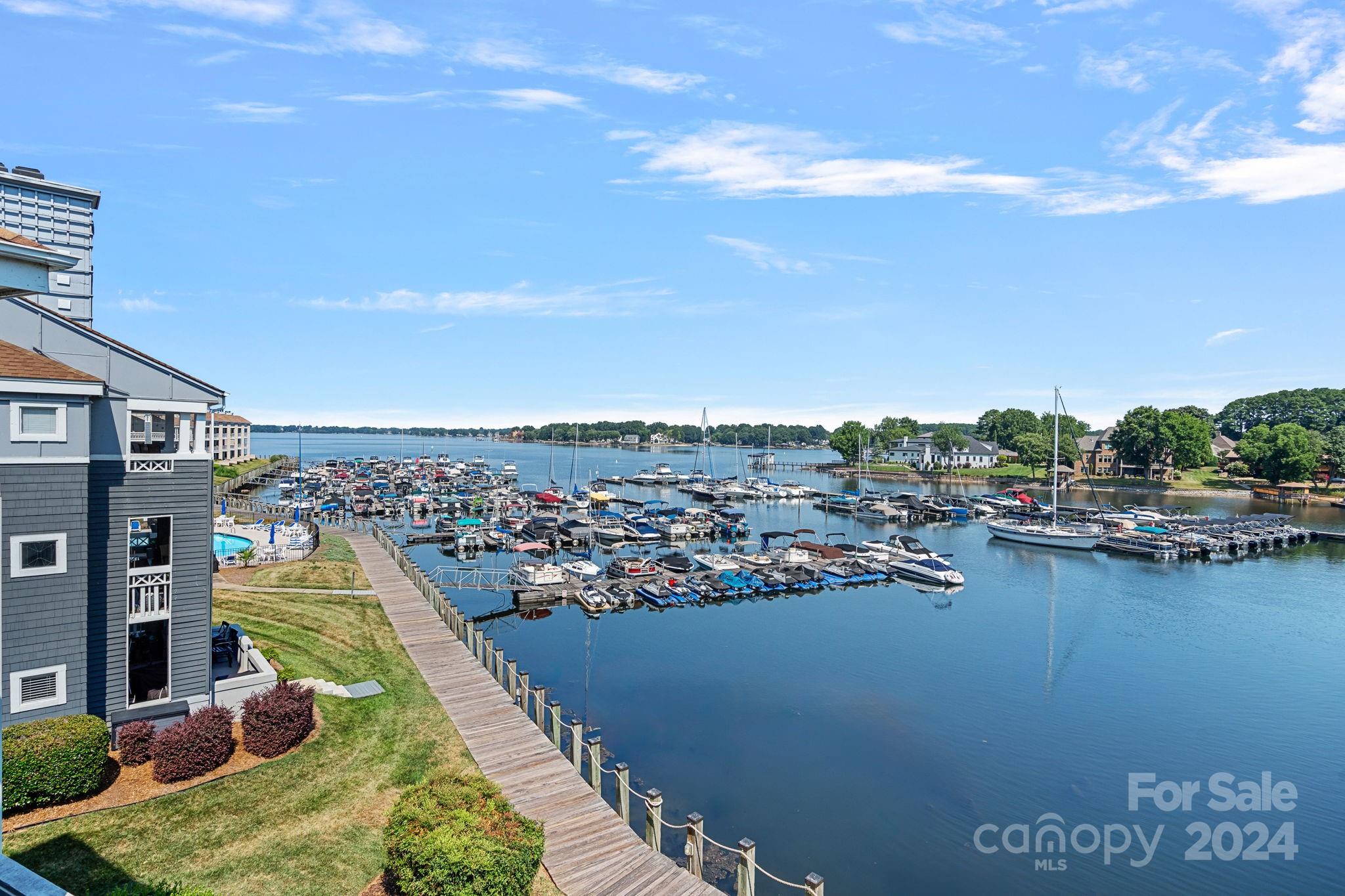 18773 Vineyard Point Lane Unit: 15
