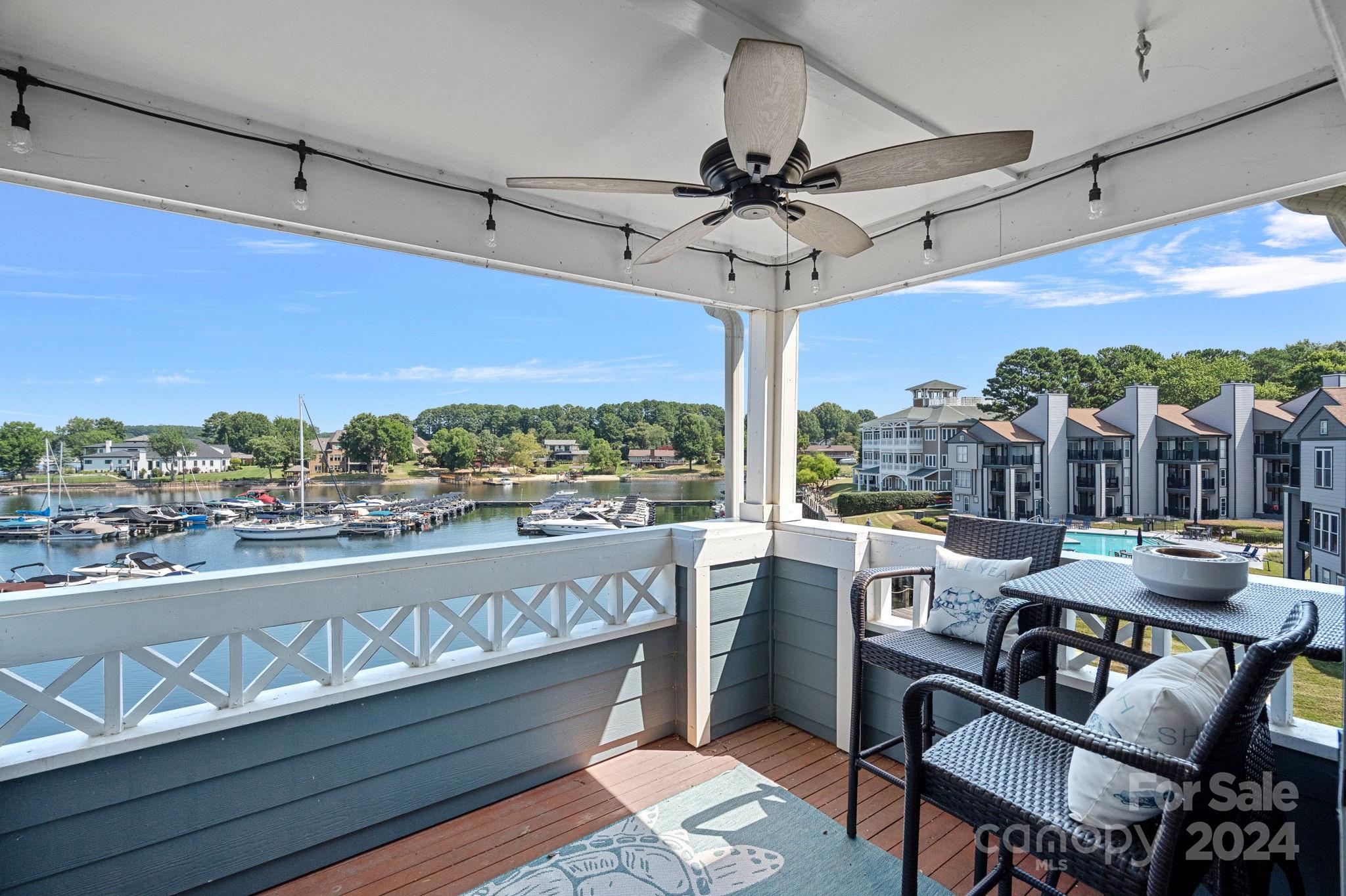 18773 Vineyard Point Lane Unit: 15