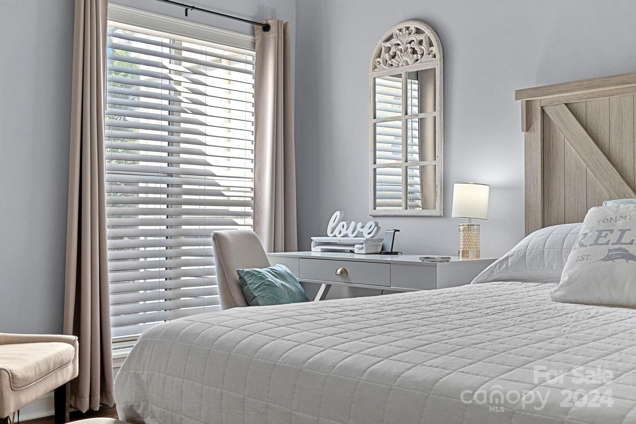 18773 Vineyard Point Lane Unit: 15