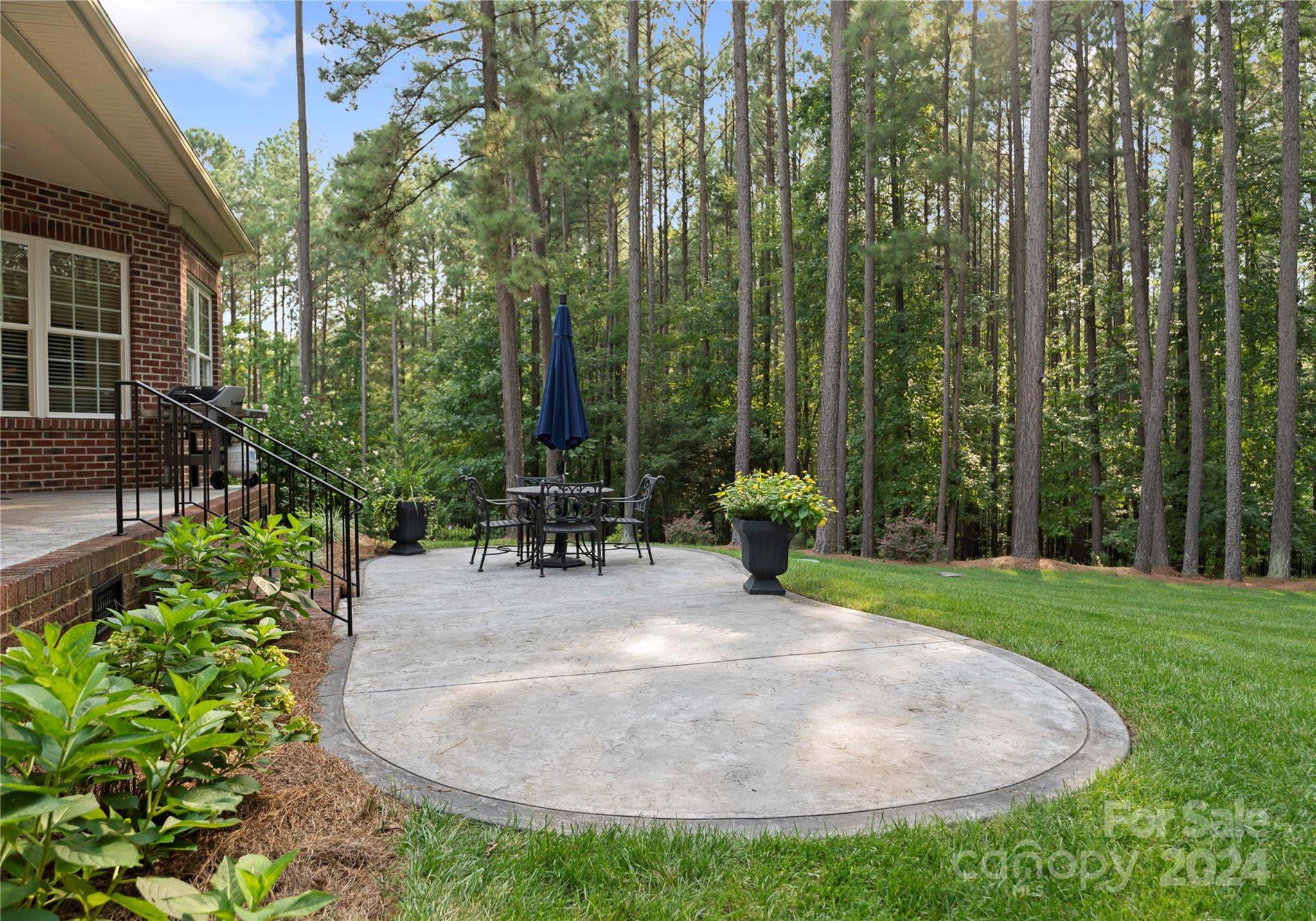 8814 Hillstone Court
