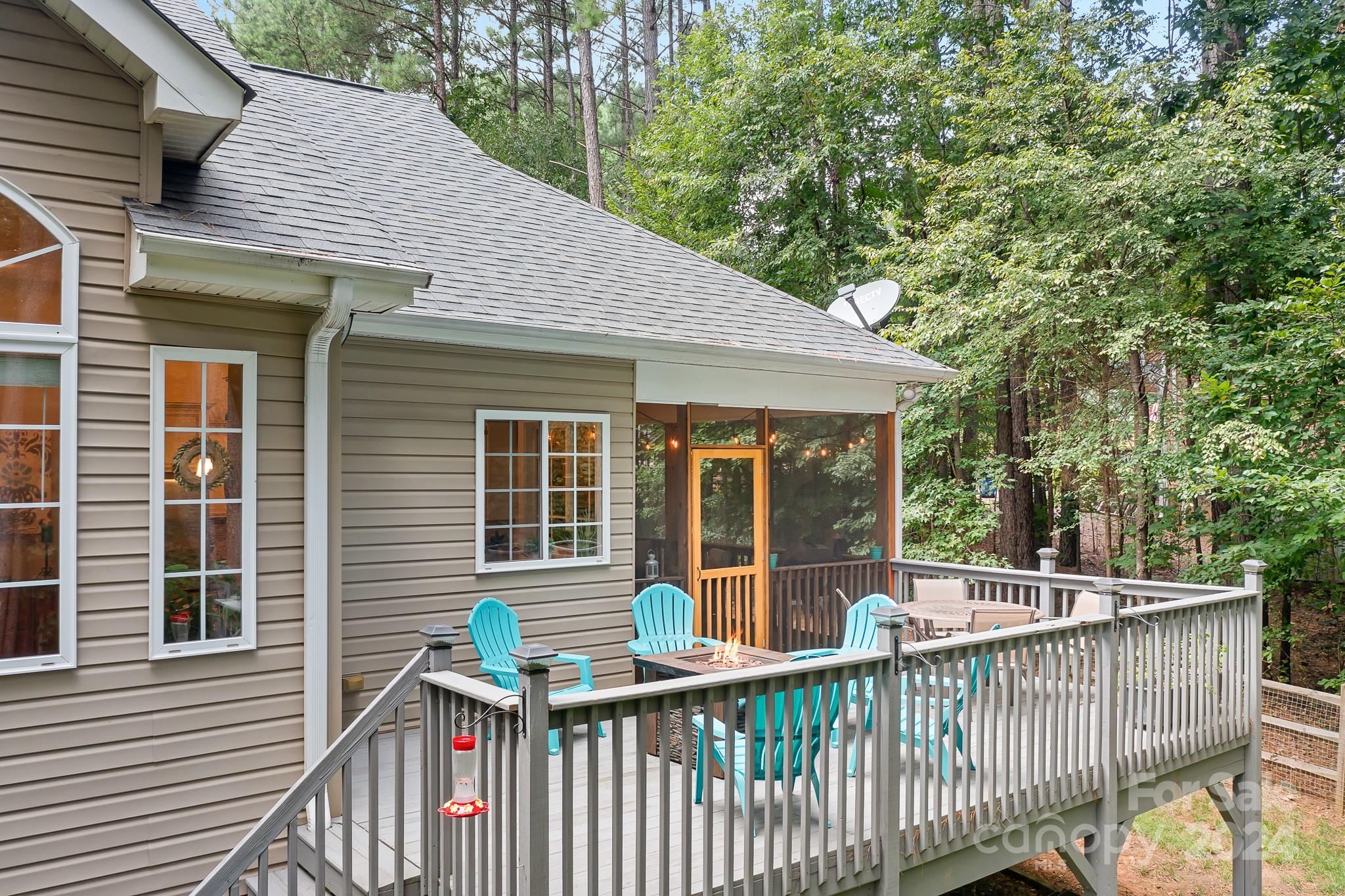 1491 Woodbend Court