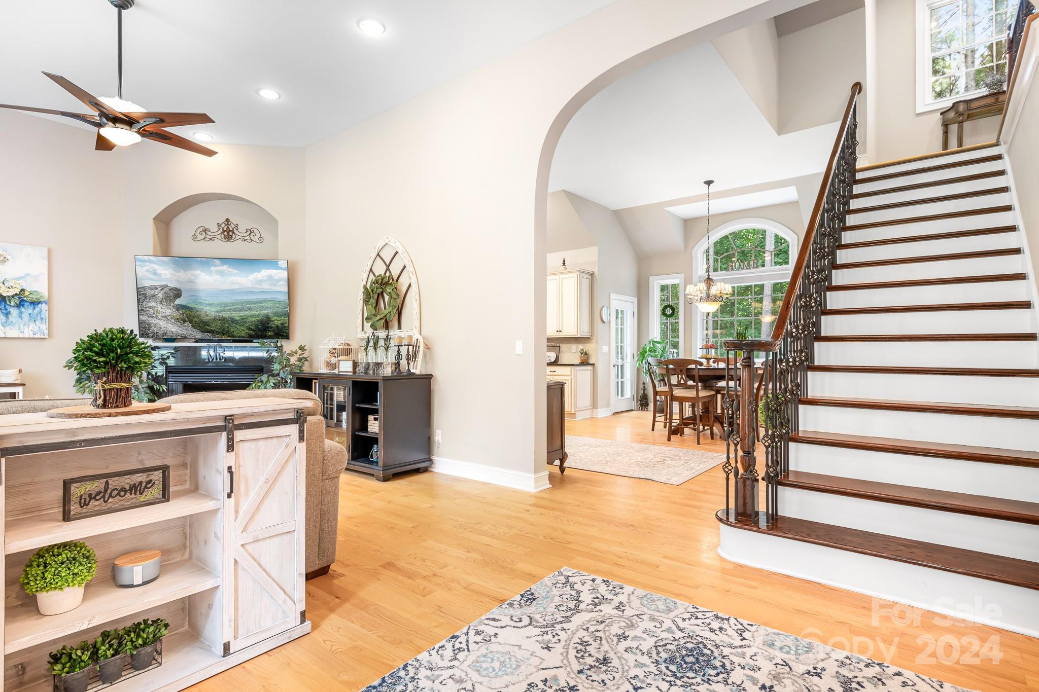 1491 Woodbend Court