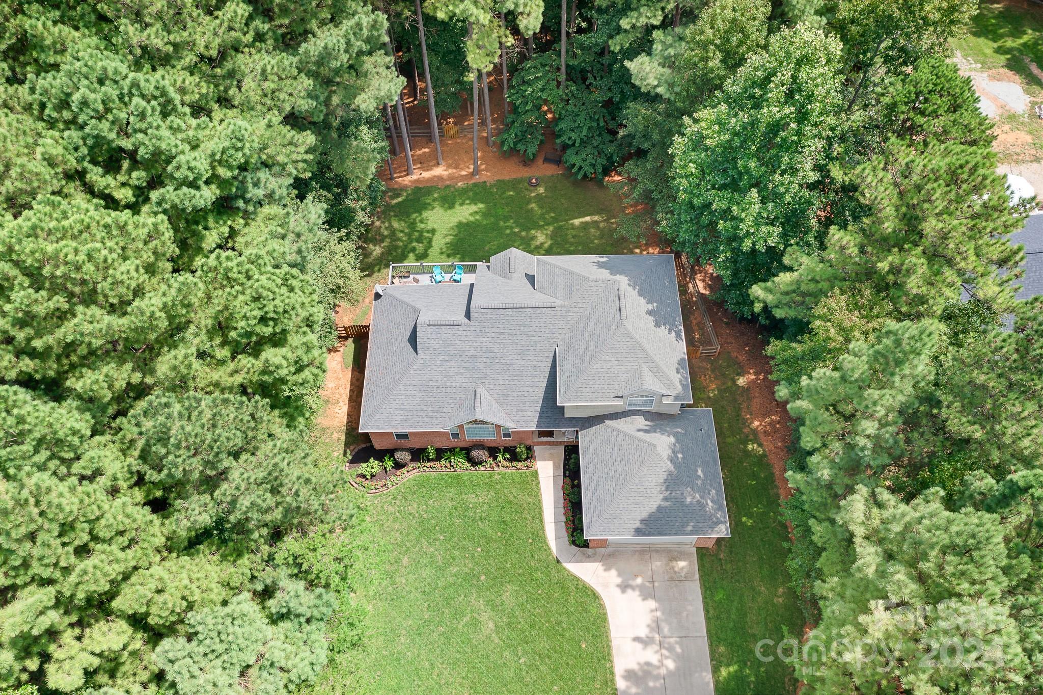 1491 Woodbend Court