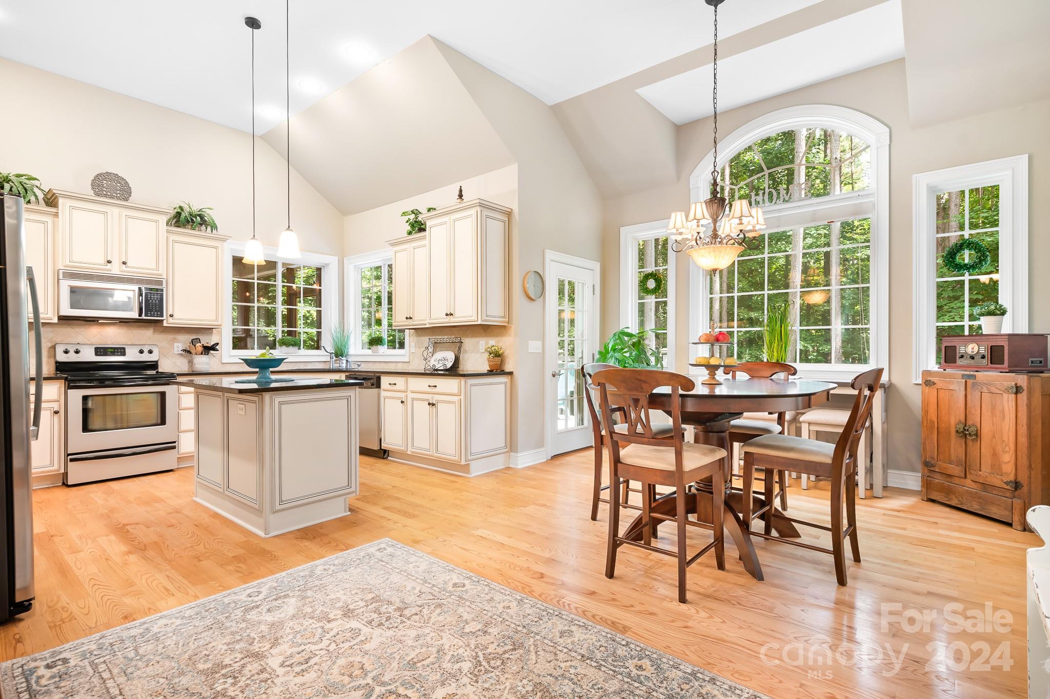 1491 Woodbend Court