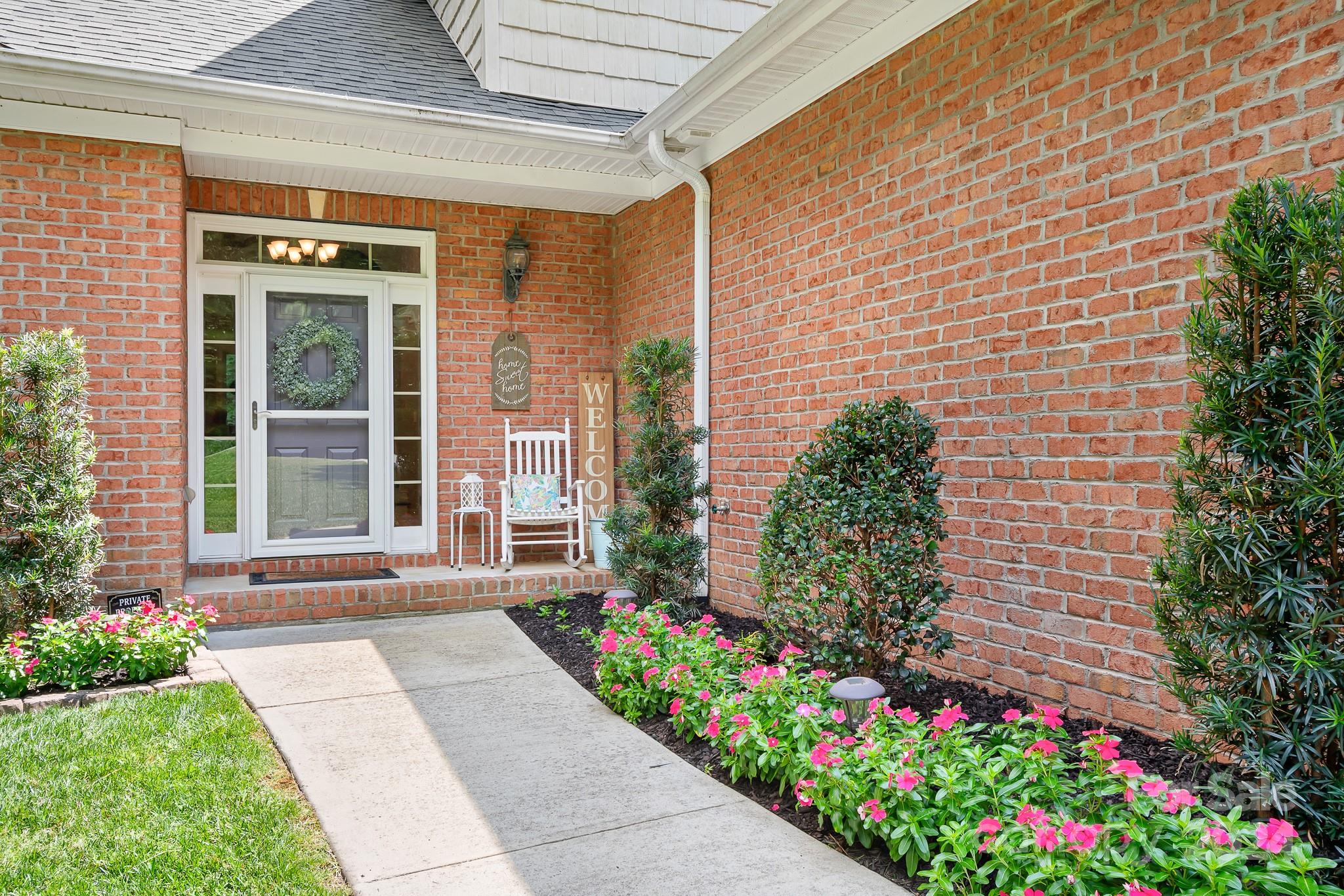 1491 Woodbend Court