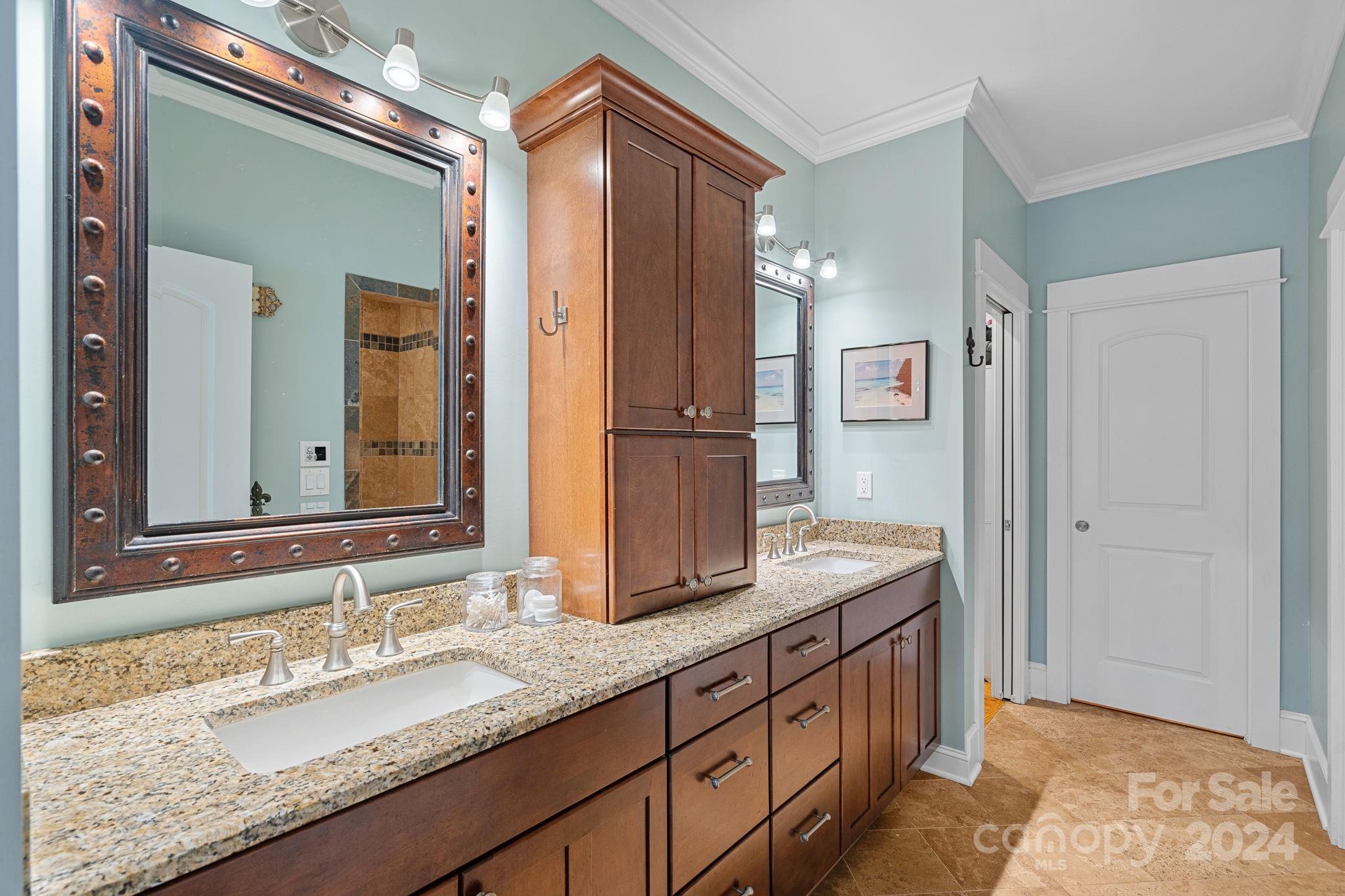 135 Pondhaven Circle