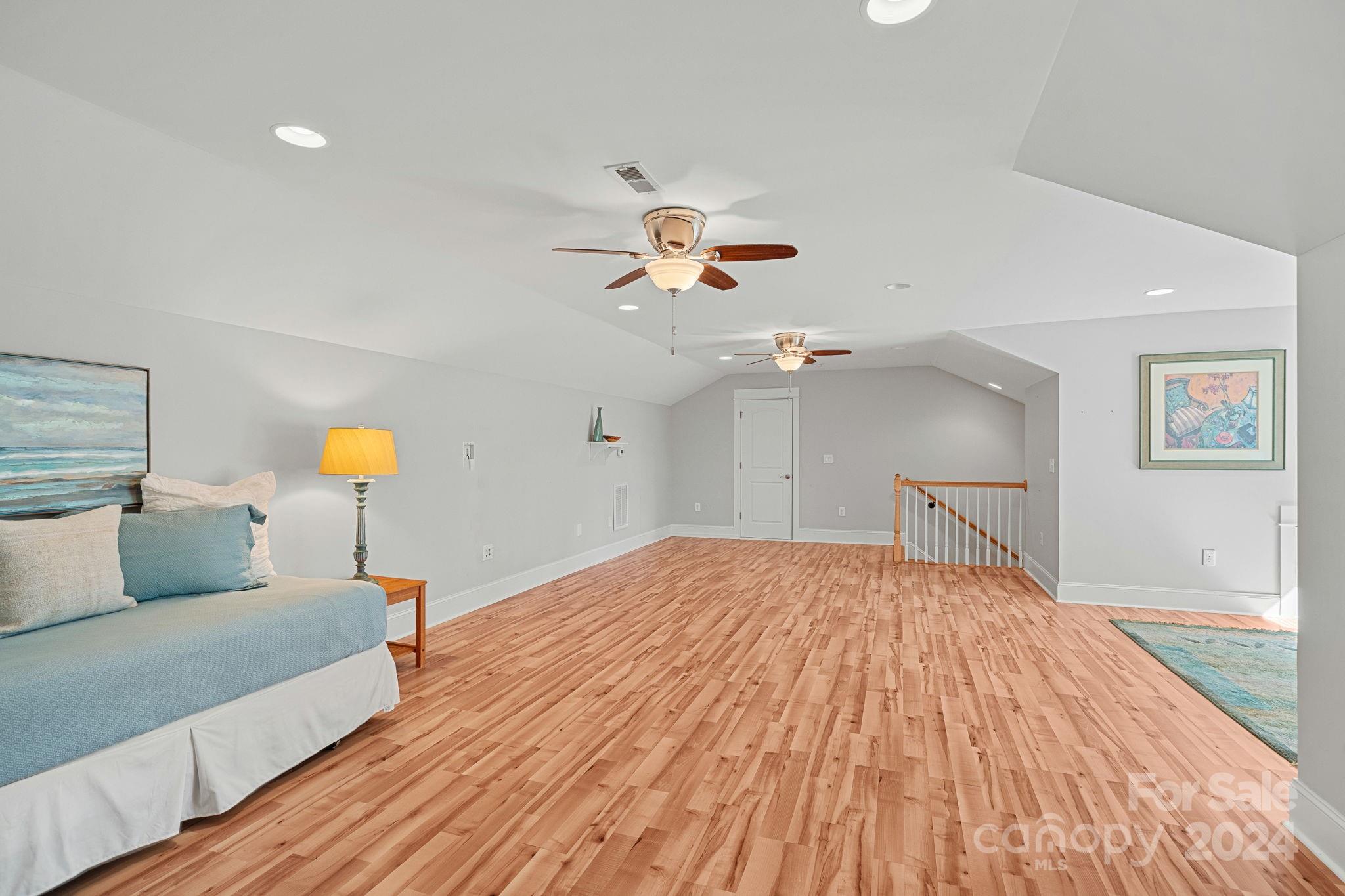 135 Pondhaven Circle