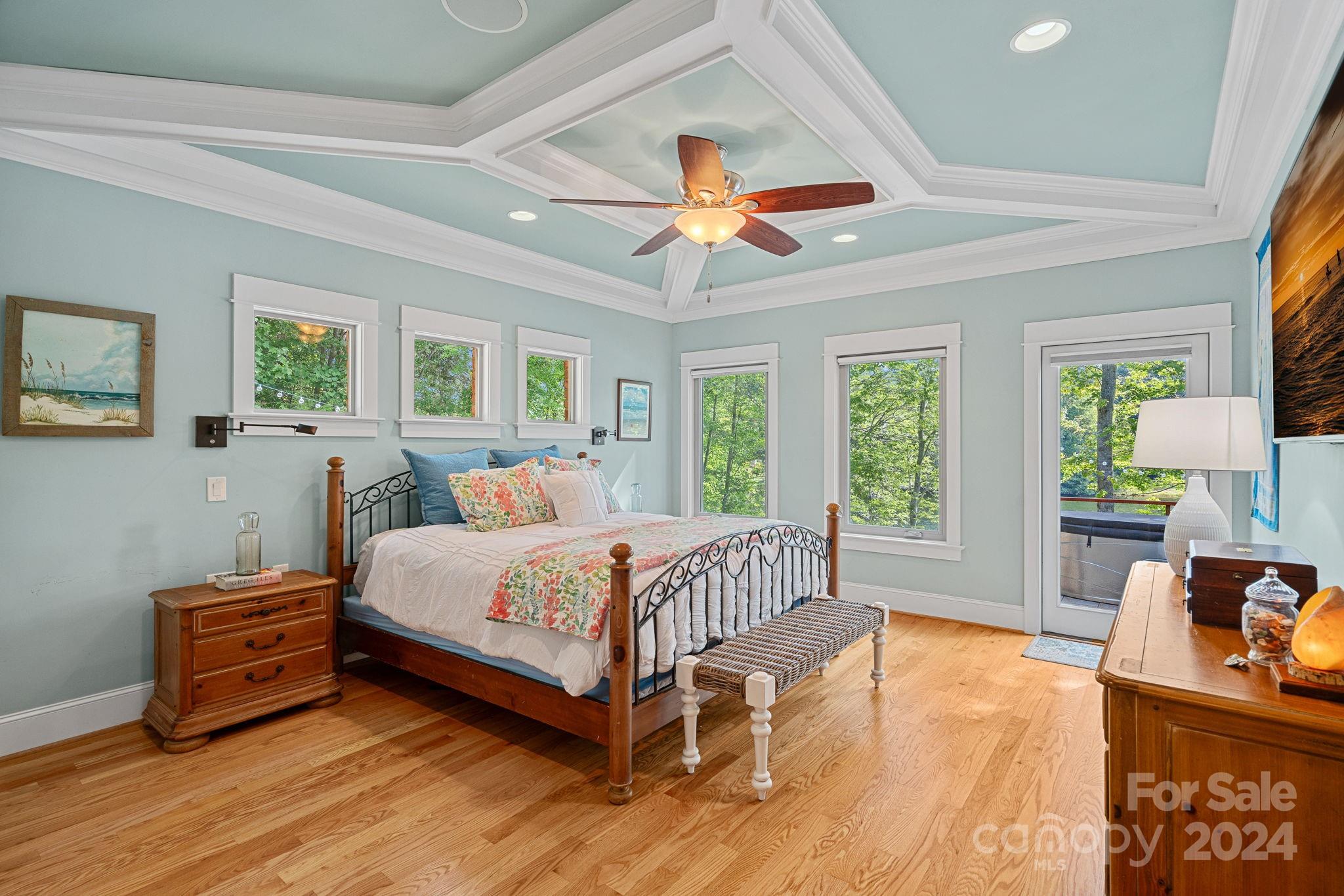 135 Pondhaven Circle
