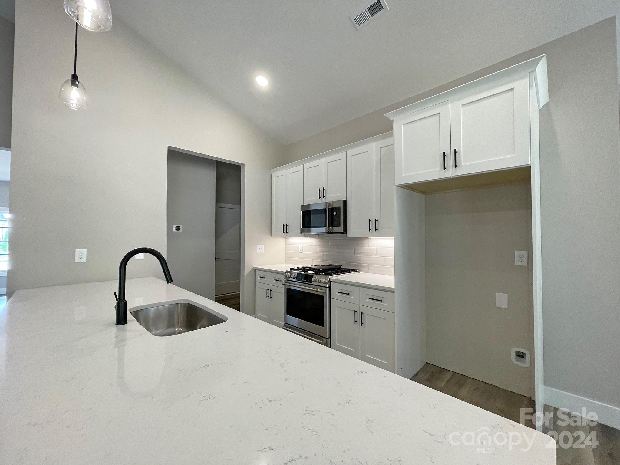 106 Falls Leaf Drive