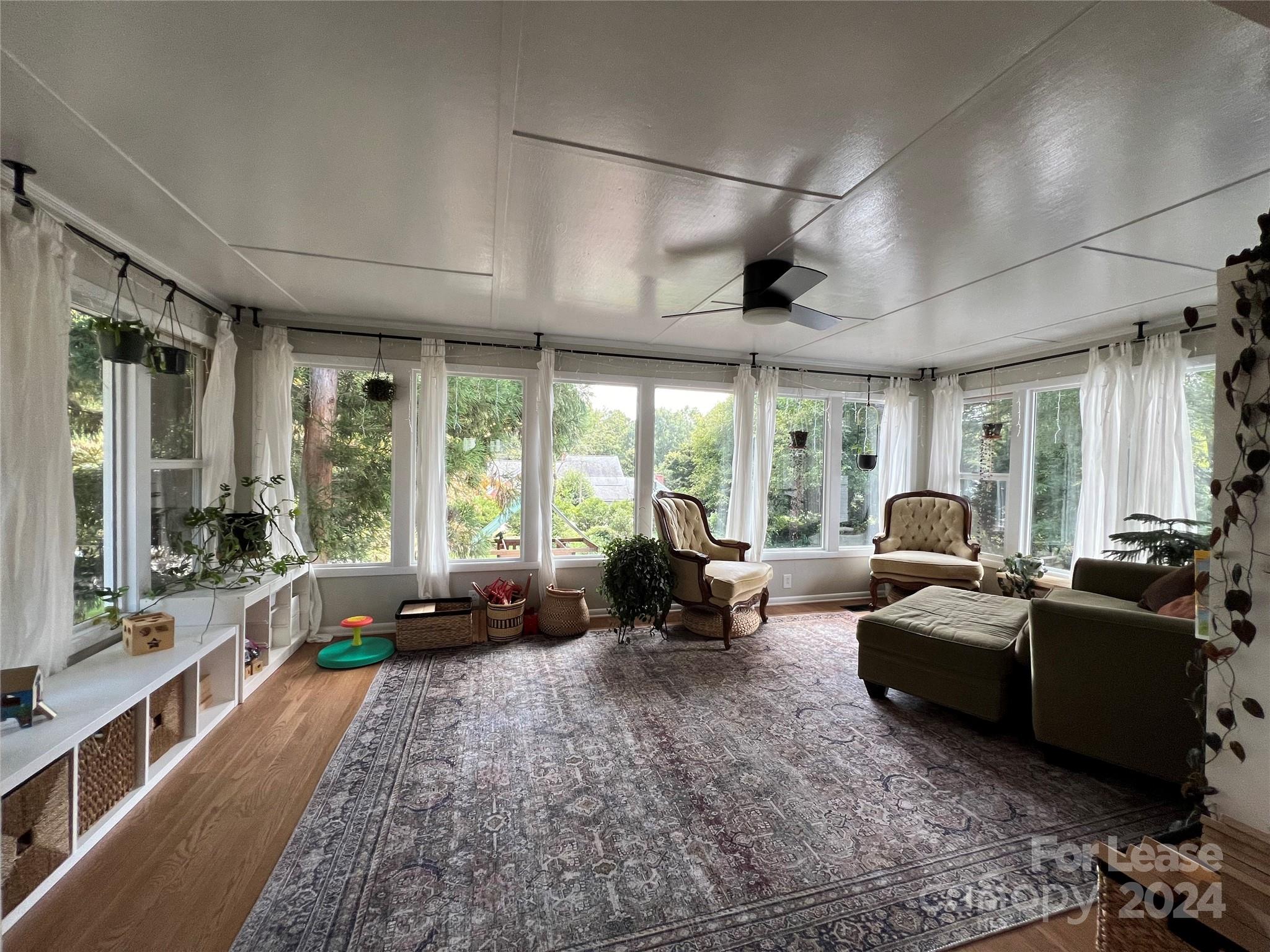 78 Glendale Avenue SE