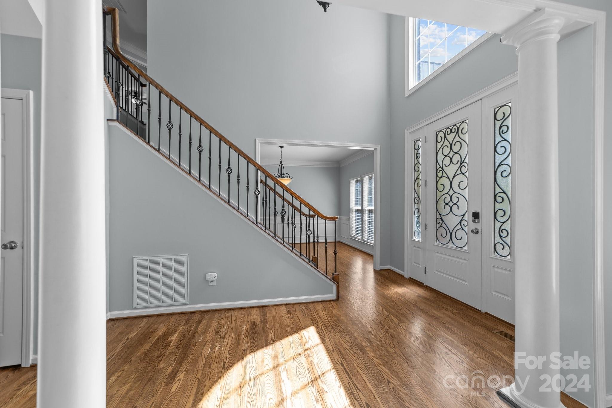 190 Montrose Drive