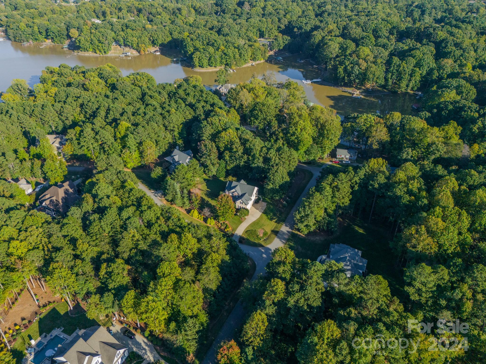 106 Hammersmith Farm Lane