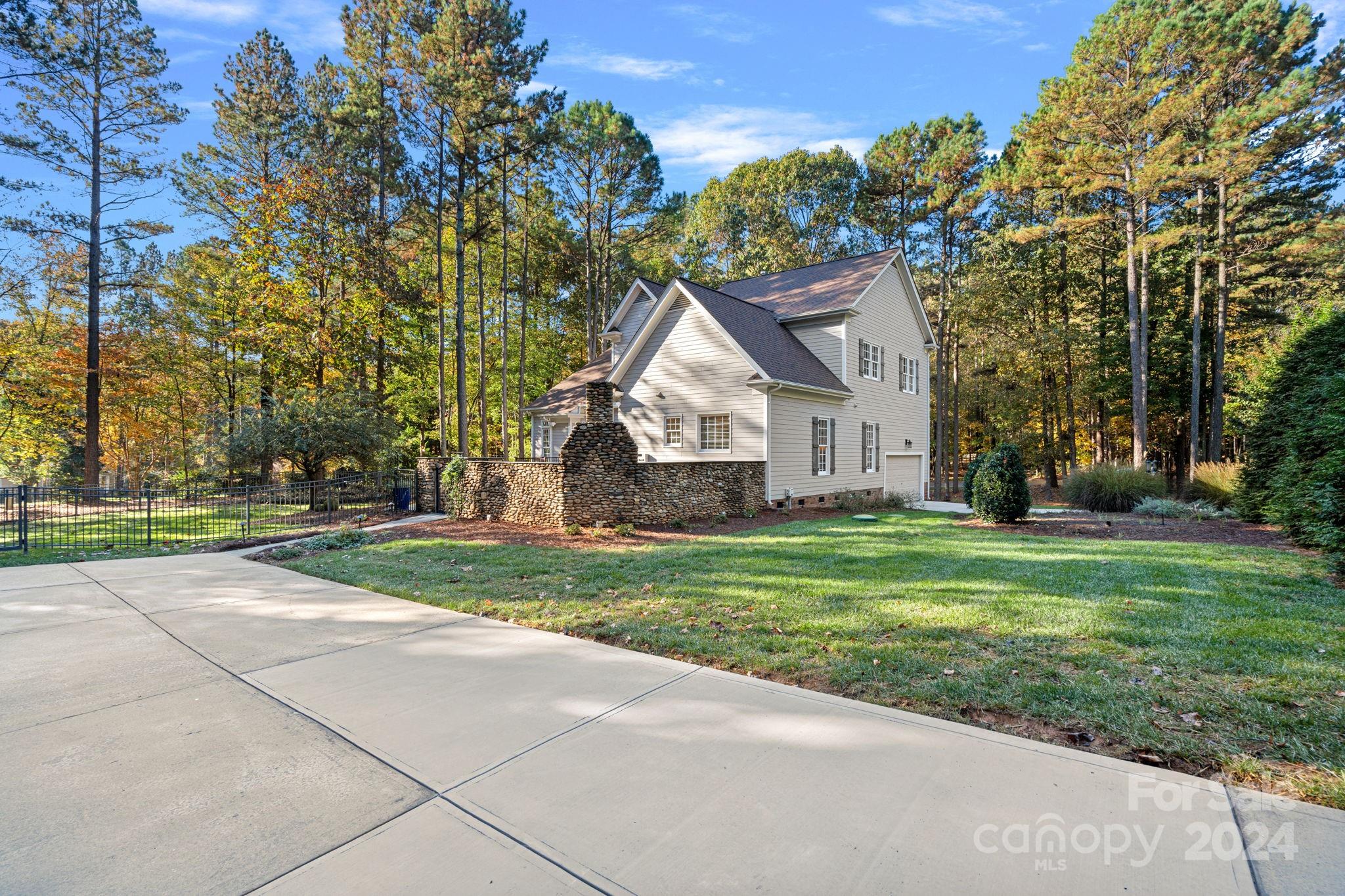 105 Bonner Lane