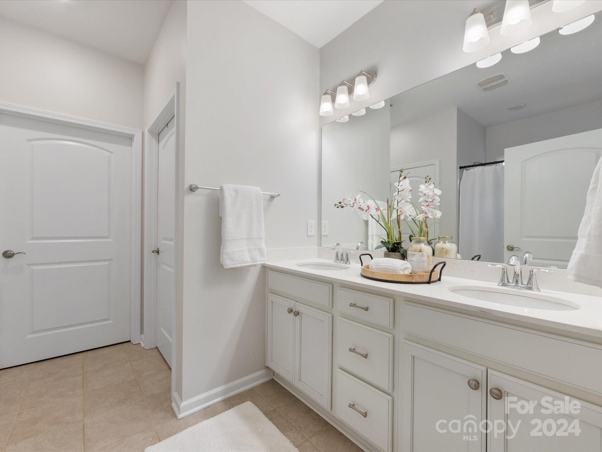 509 Vermeer Court