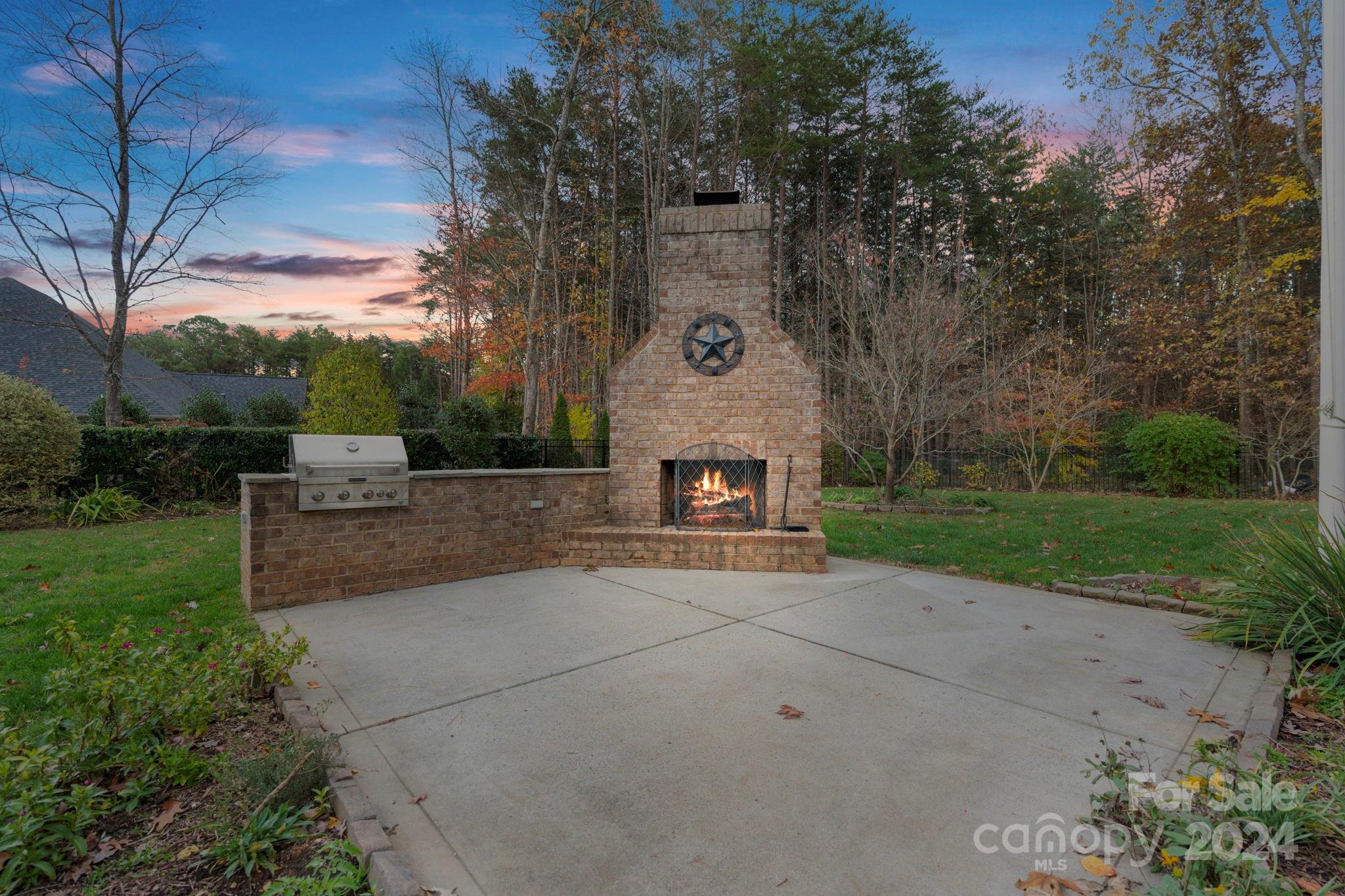 7381 Bay Cove Court