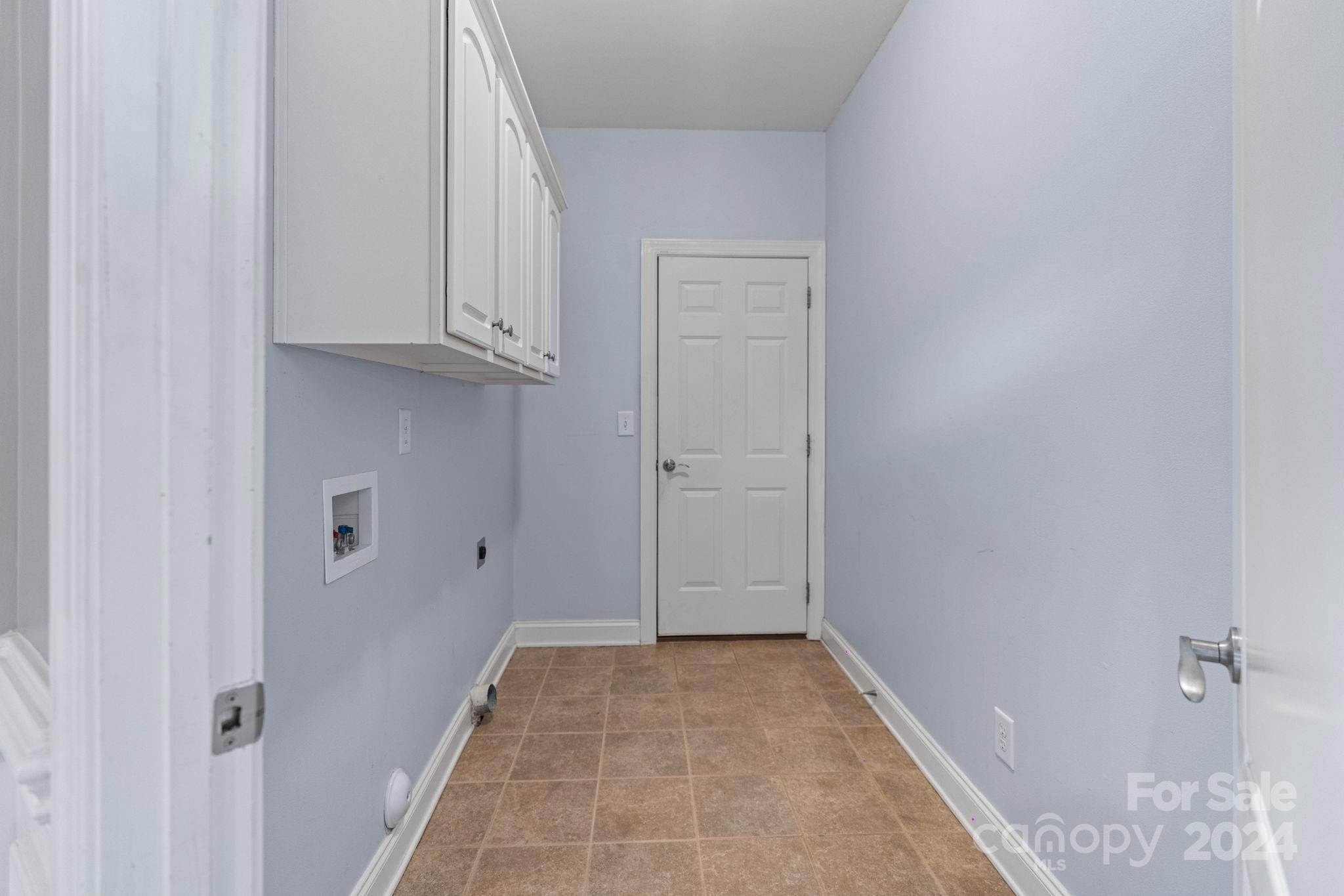 7381 Bay Cove Court