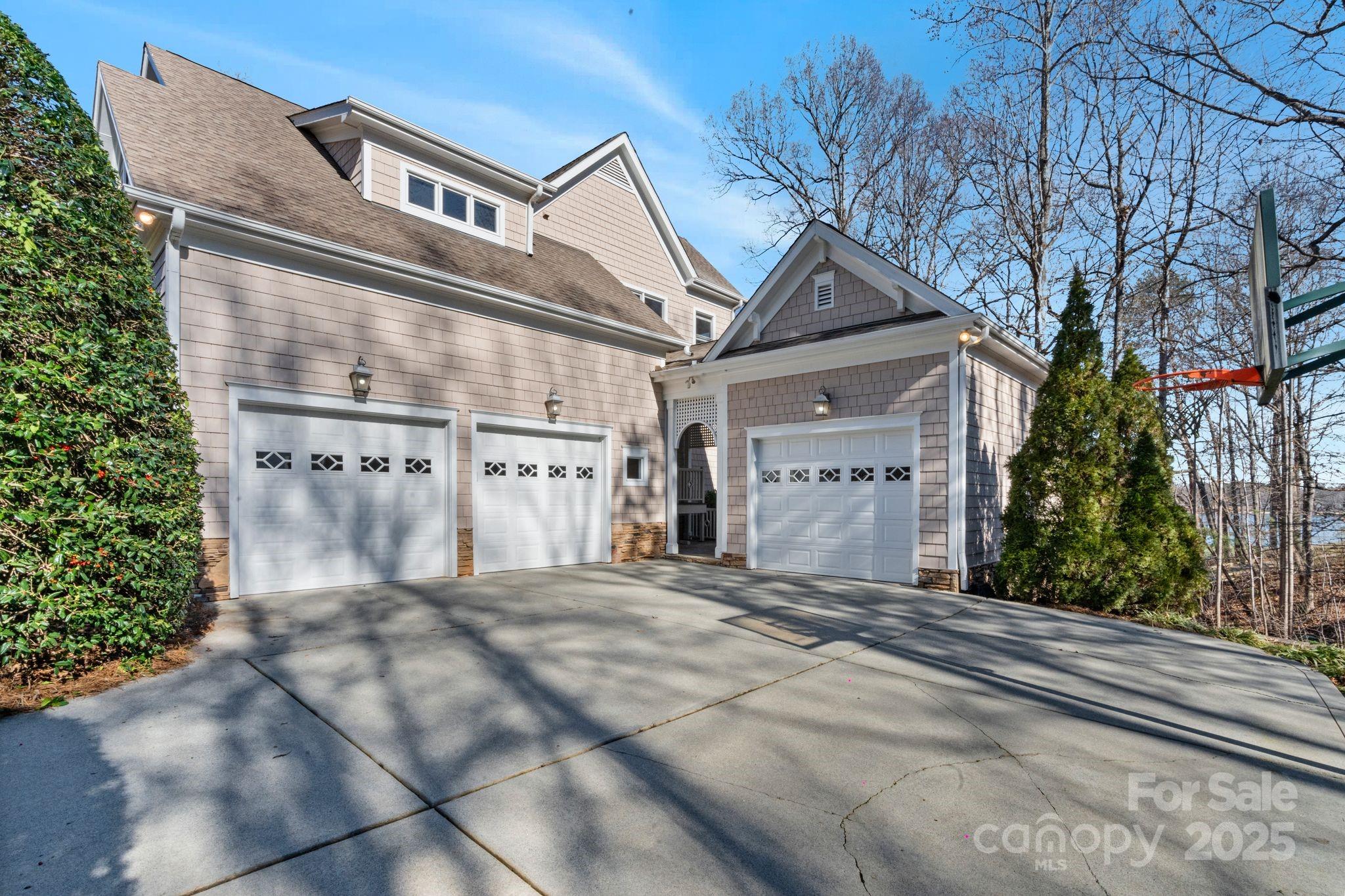 148 Quaker Road