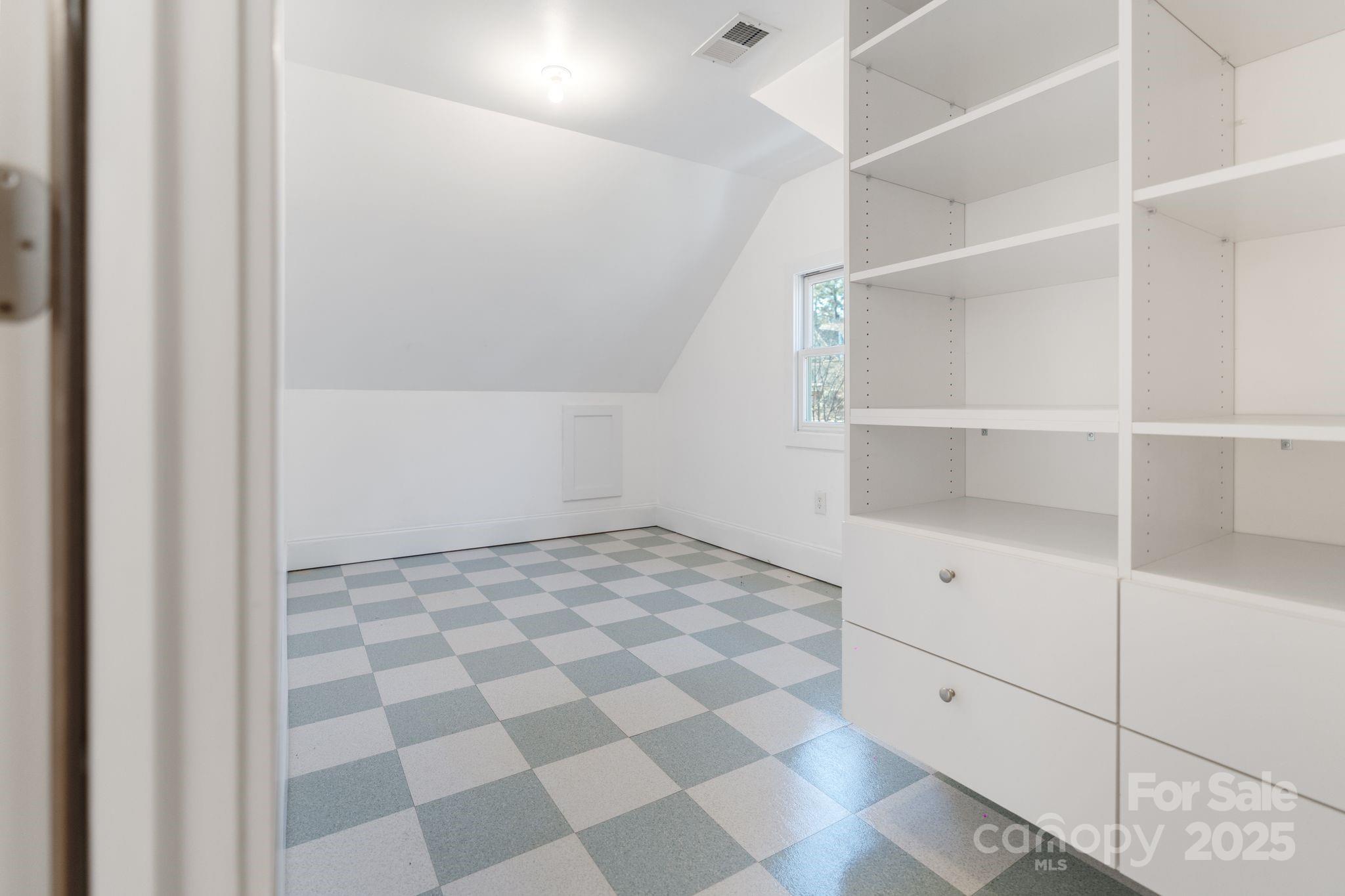 148 Quaker Road