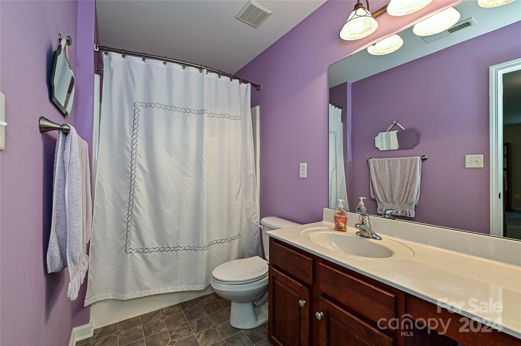 20204 Amy Lee Drive