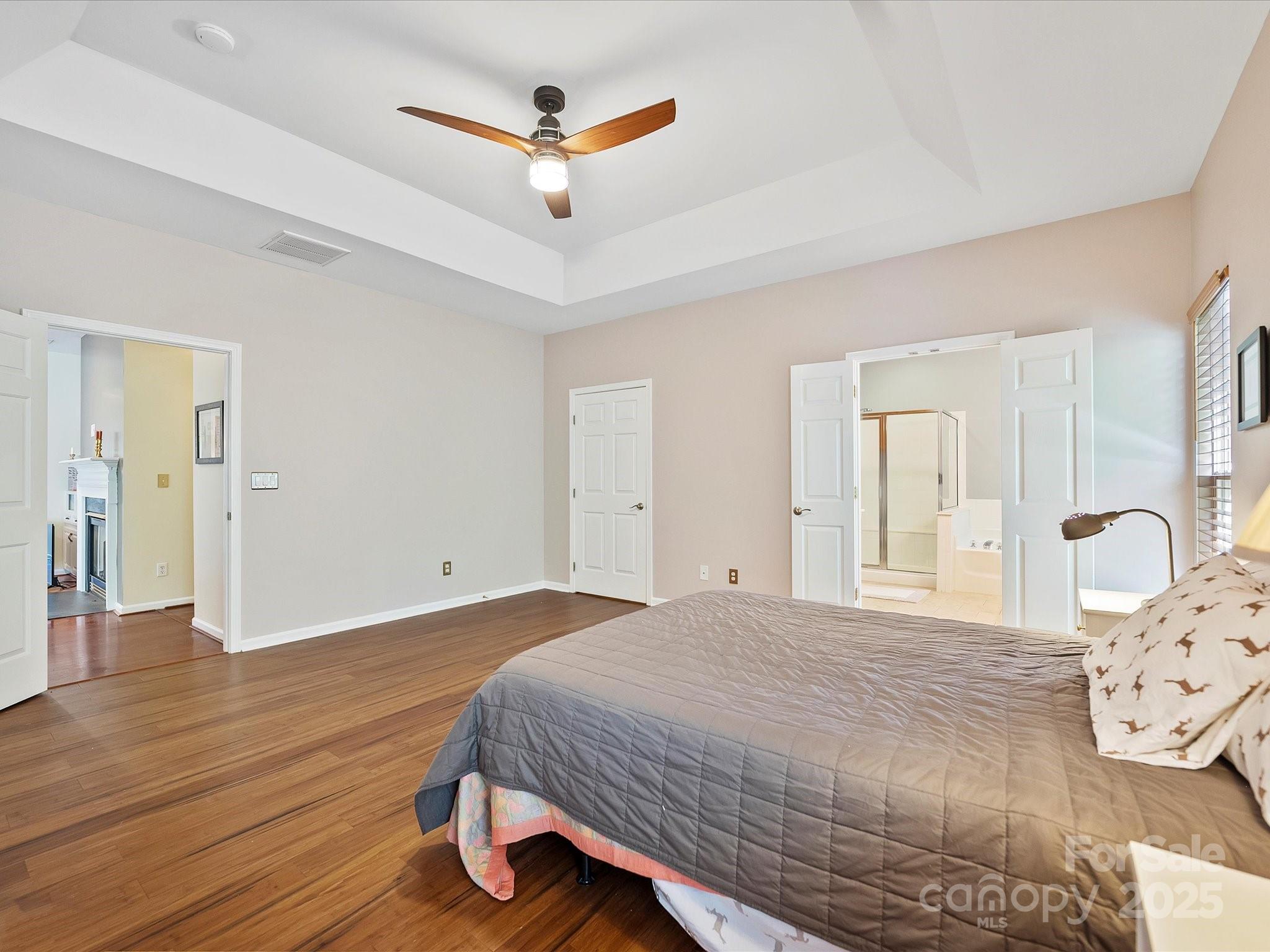 14605 Greenpoint Lane
