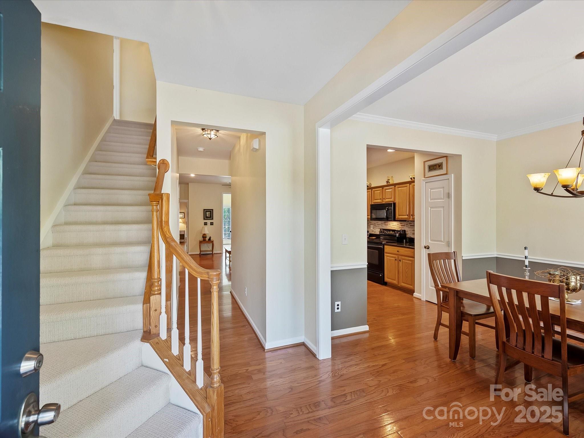 14605 Greenpoint Lane