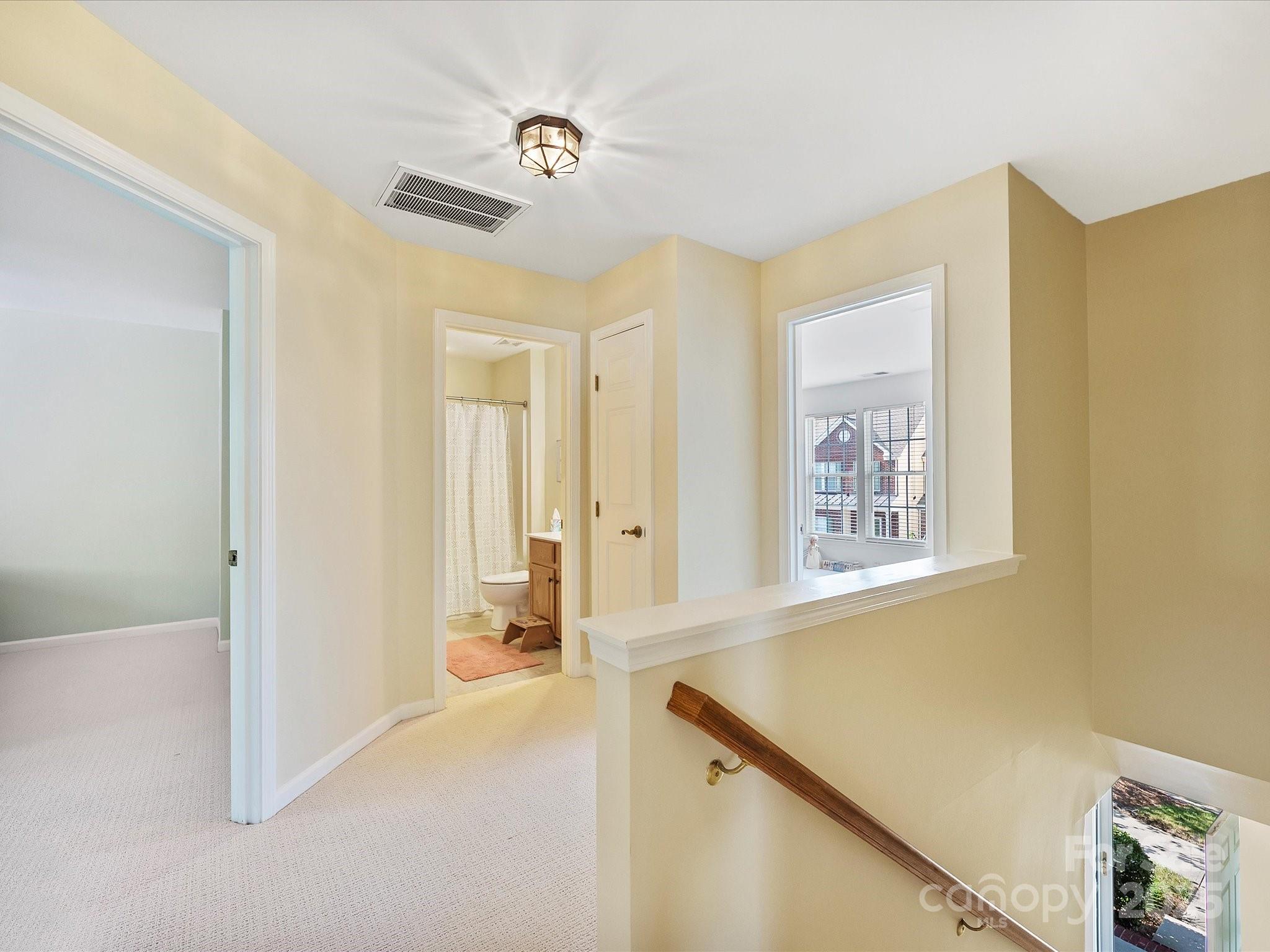 14605 Greenpoint Lane
