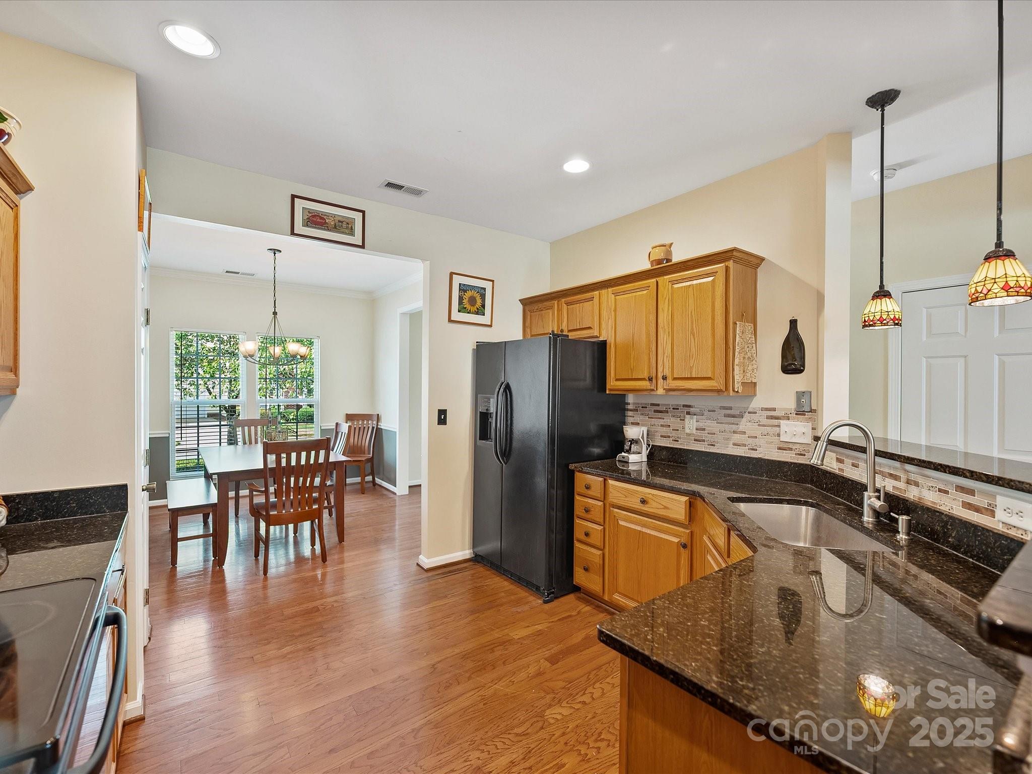 14605 Greenpoint Lane
