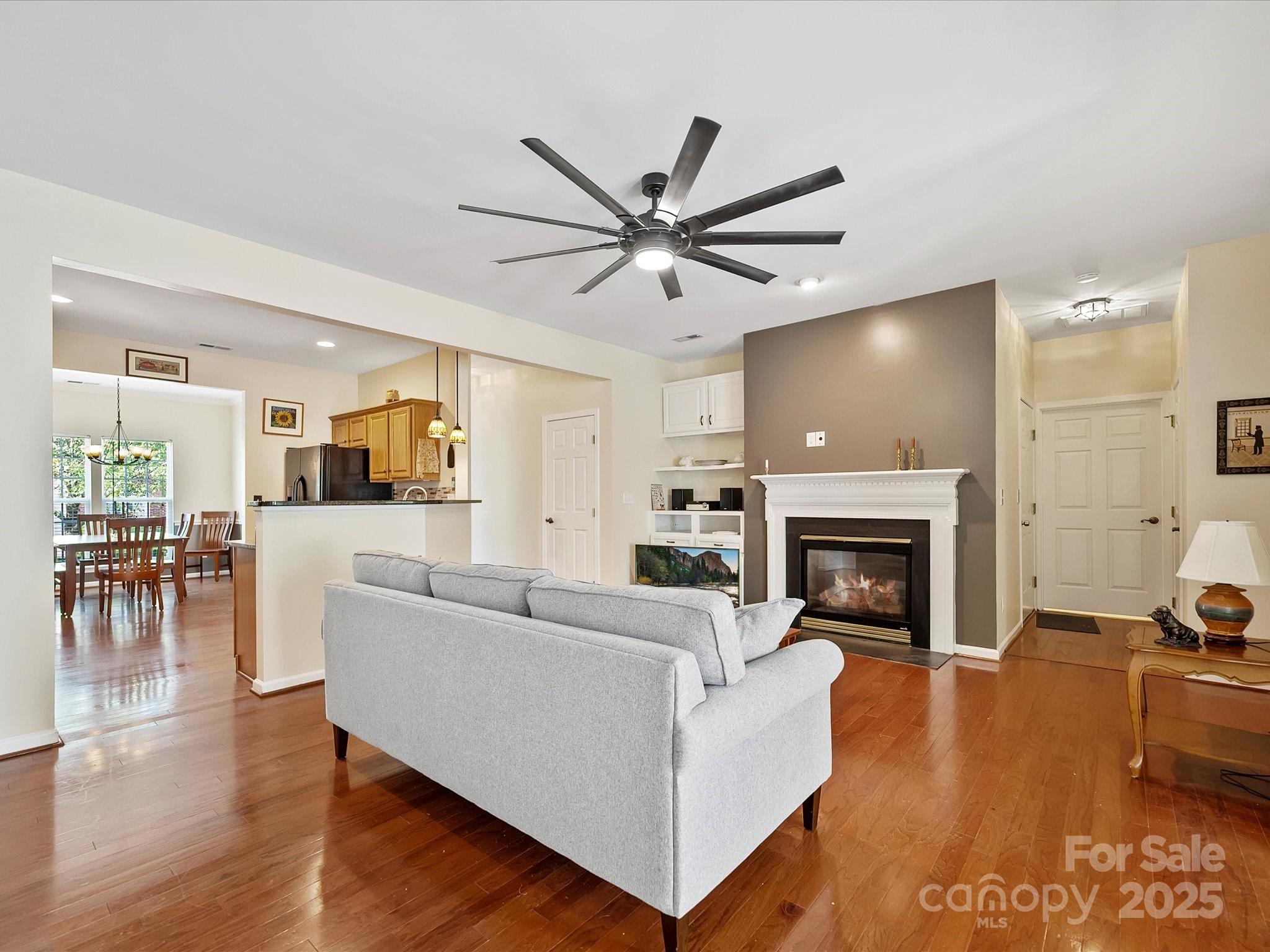 14605 Greenpoint Lane