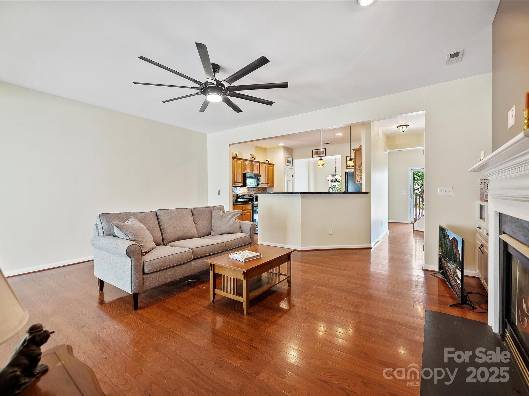 14605 Greenpoint Lane