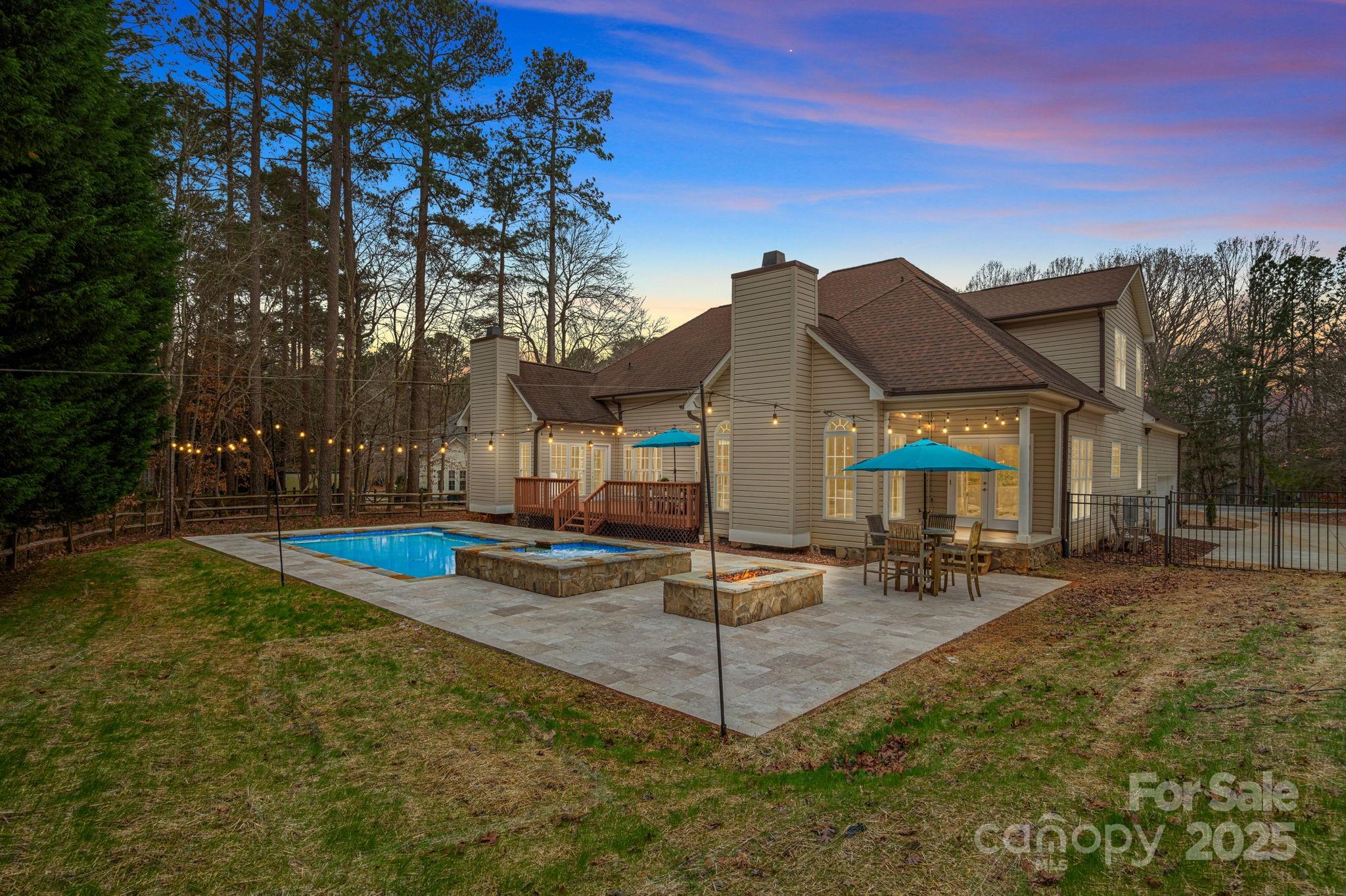 349 Isle Of Pines Road