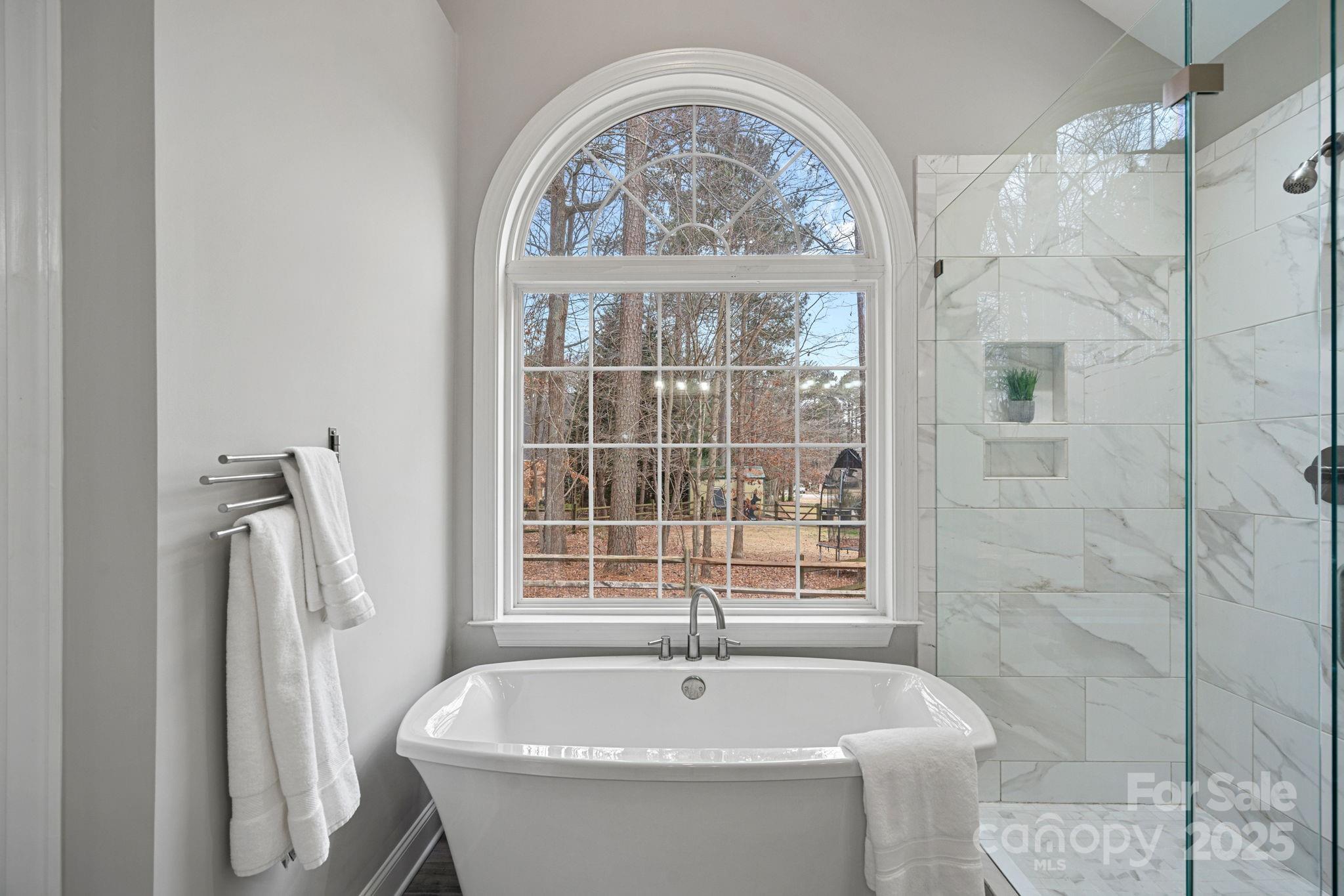 349 Isle Of Pines Road