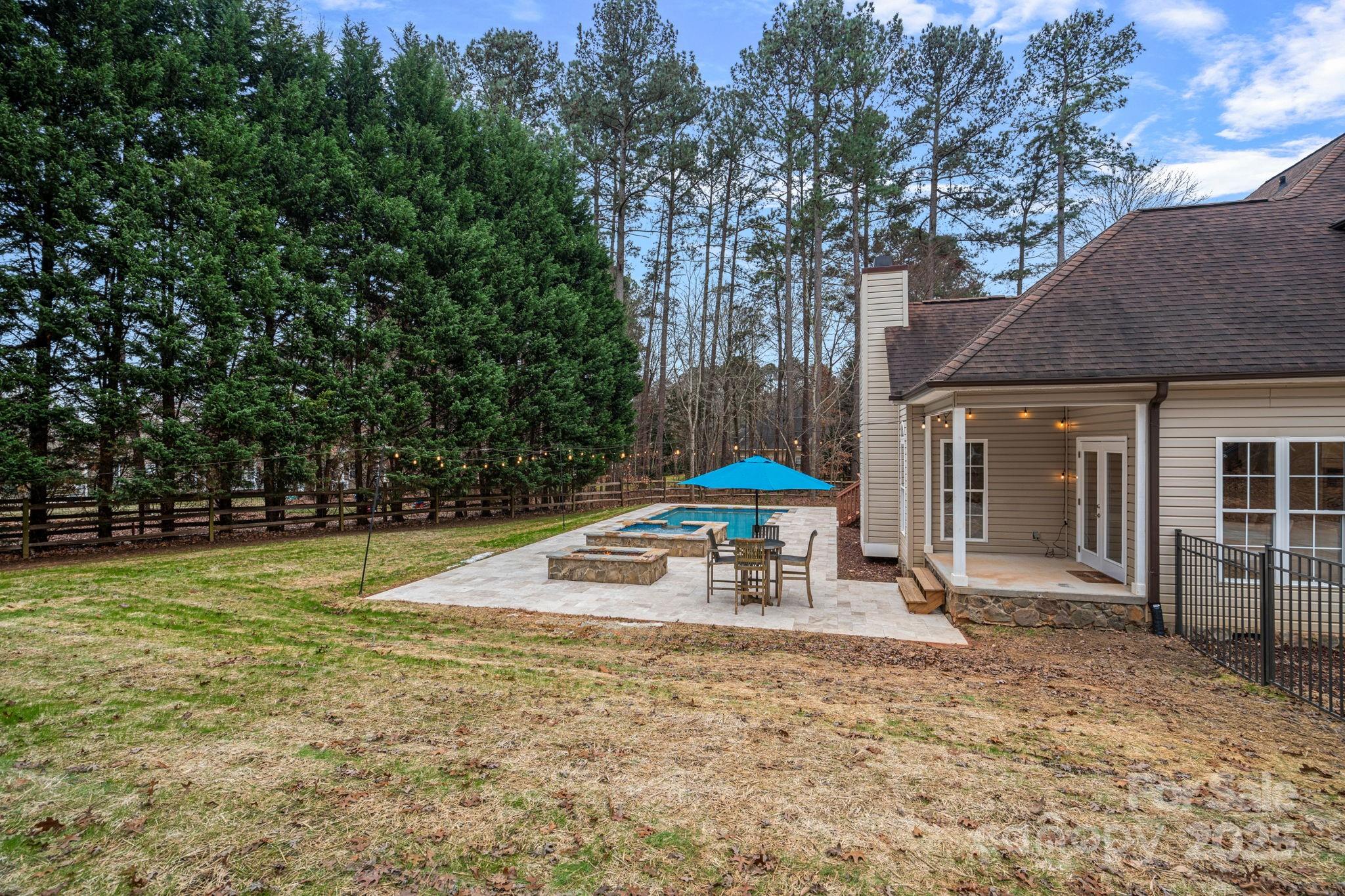 349 Isle Of Pines Road